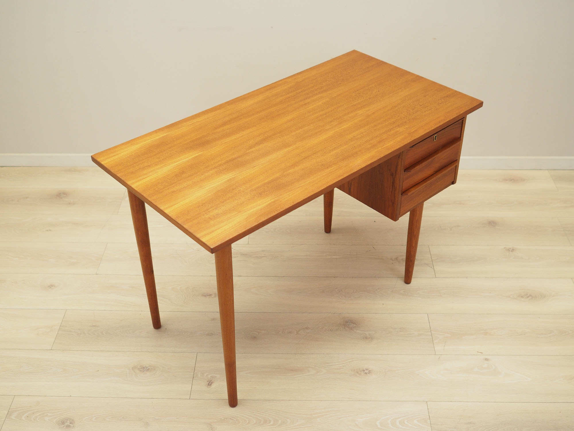 Schreibtisch Teakholz 1960er Jahre