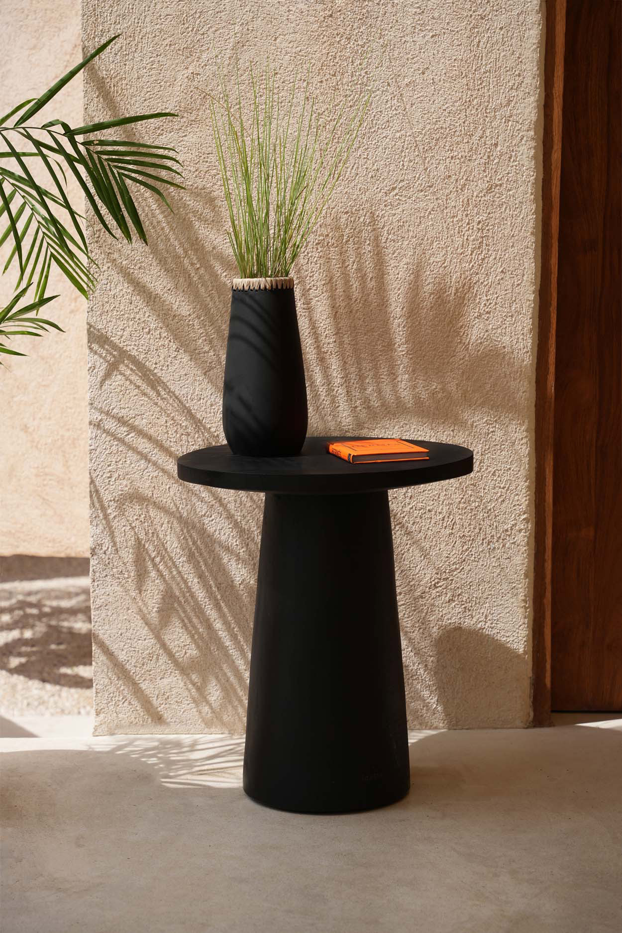 Sneaky Vase Schwarz