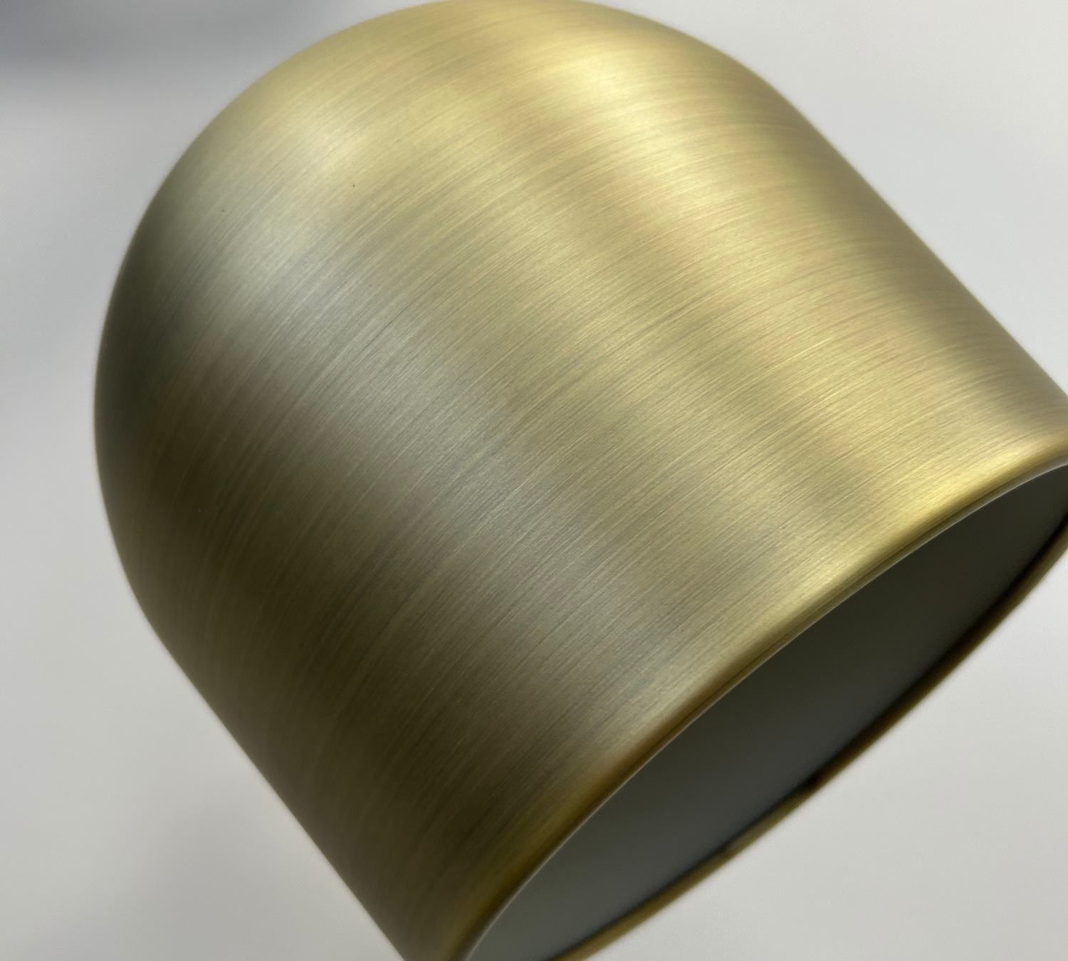 Rotate Pendelleuchte Stahl Gold