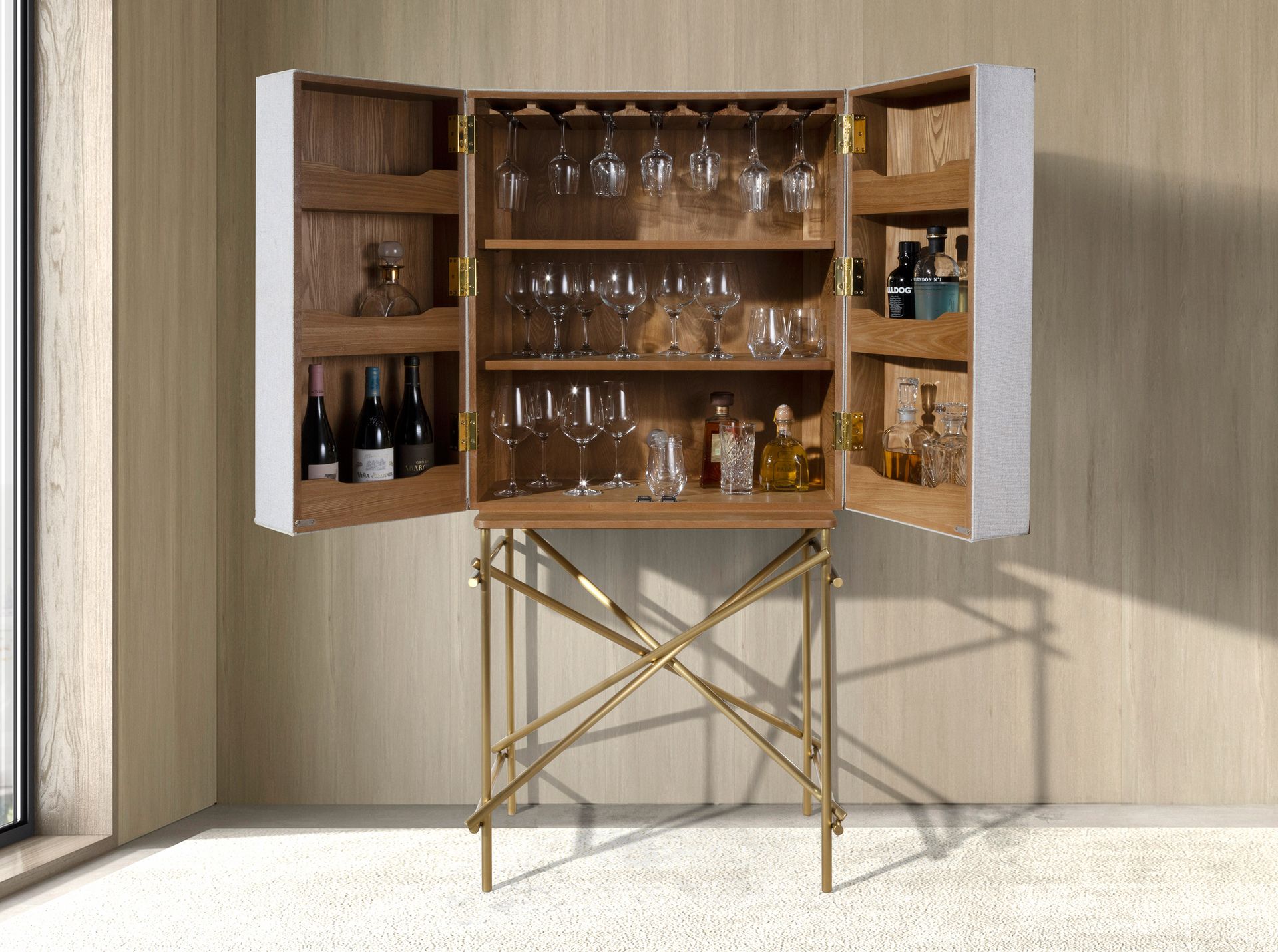 Sideboard aus Stoff und Walnussholz 3272