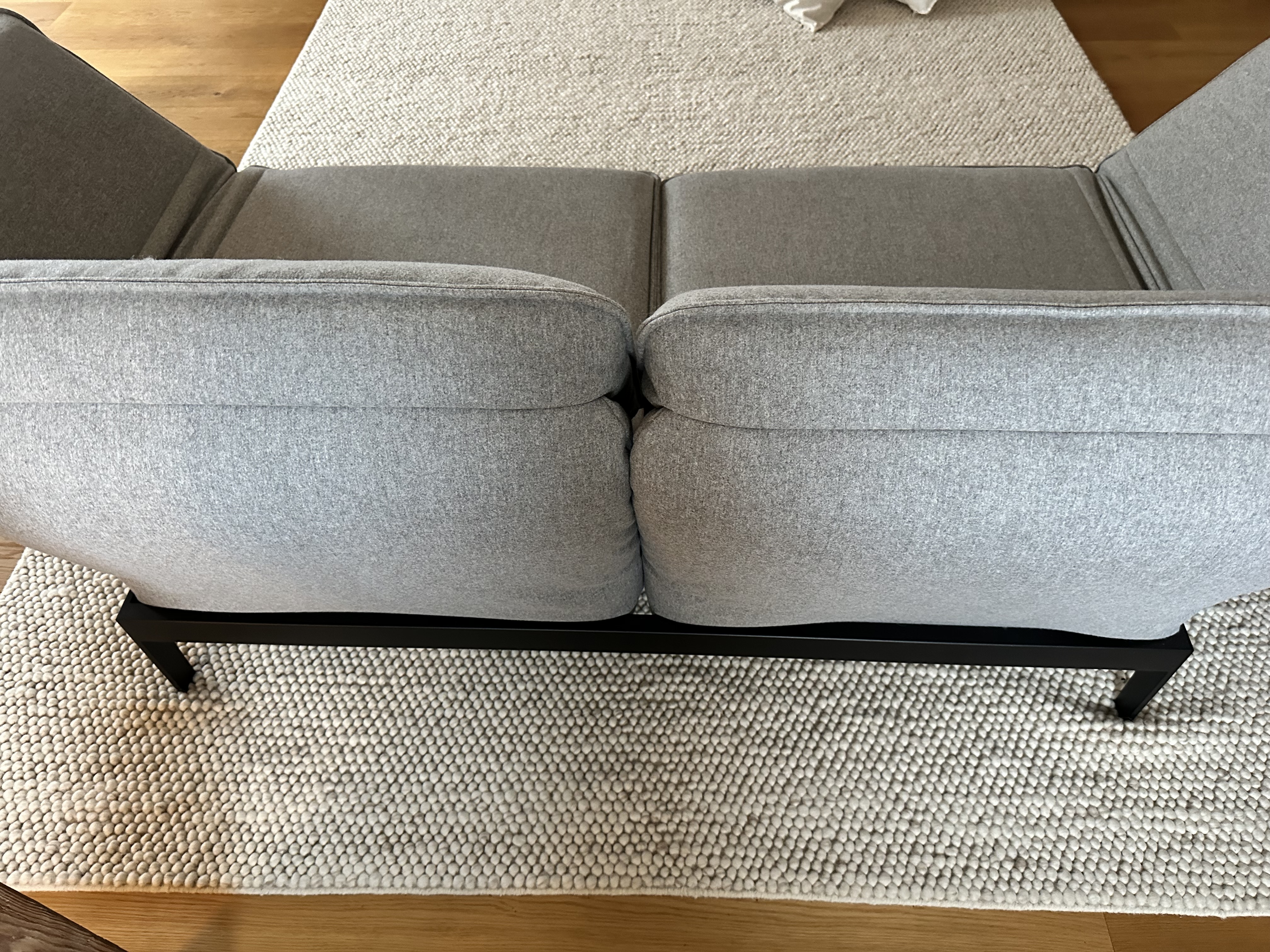 Mera Sofa 2-Sitzer Grau