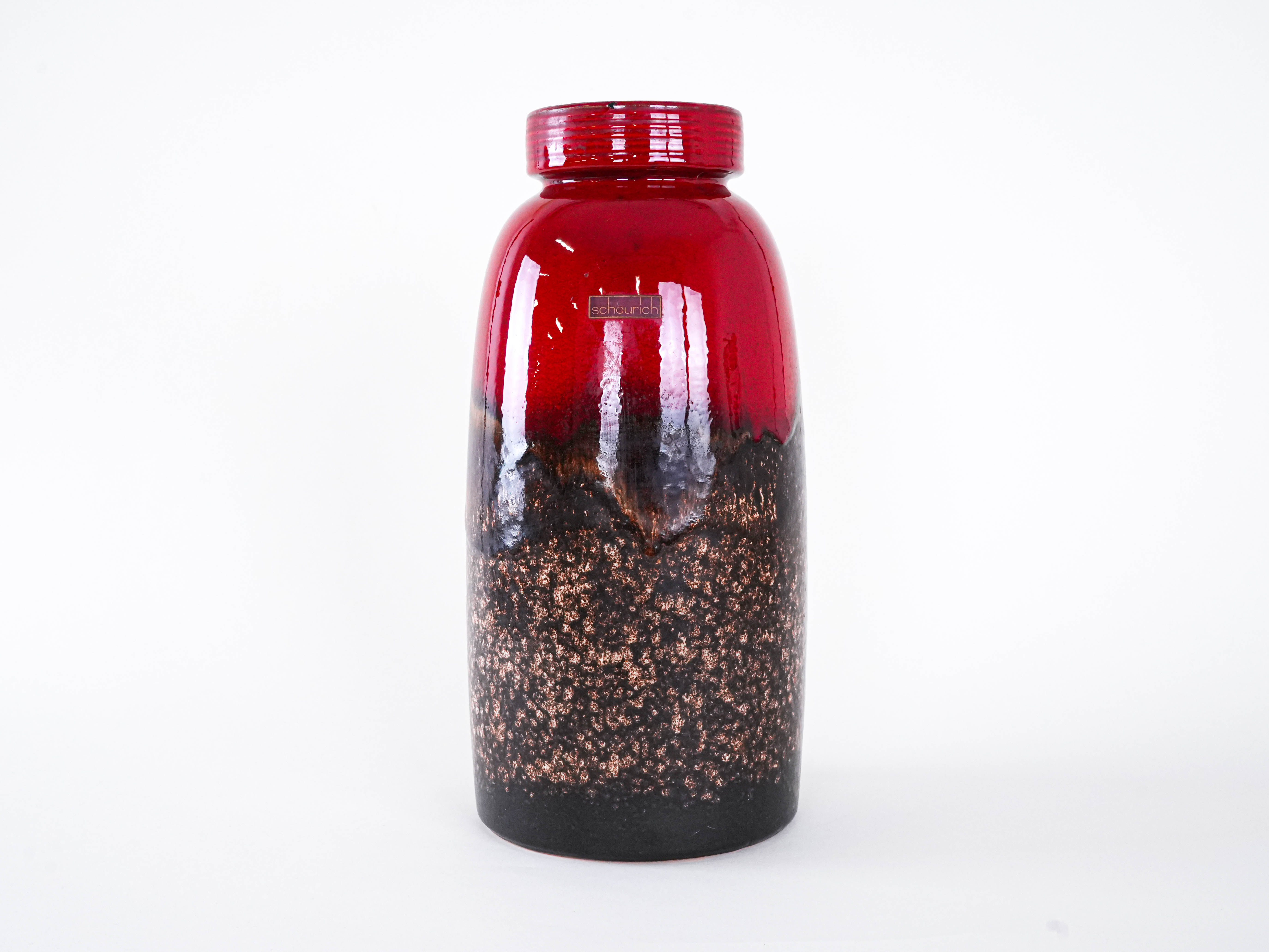 Modello 553-38 Vaso in ceramica Rosso  
