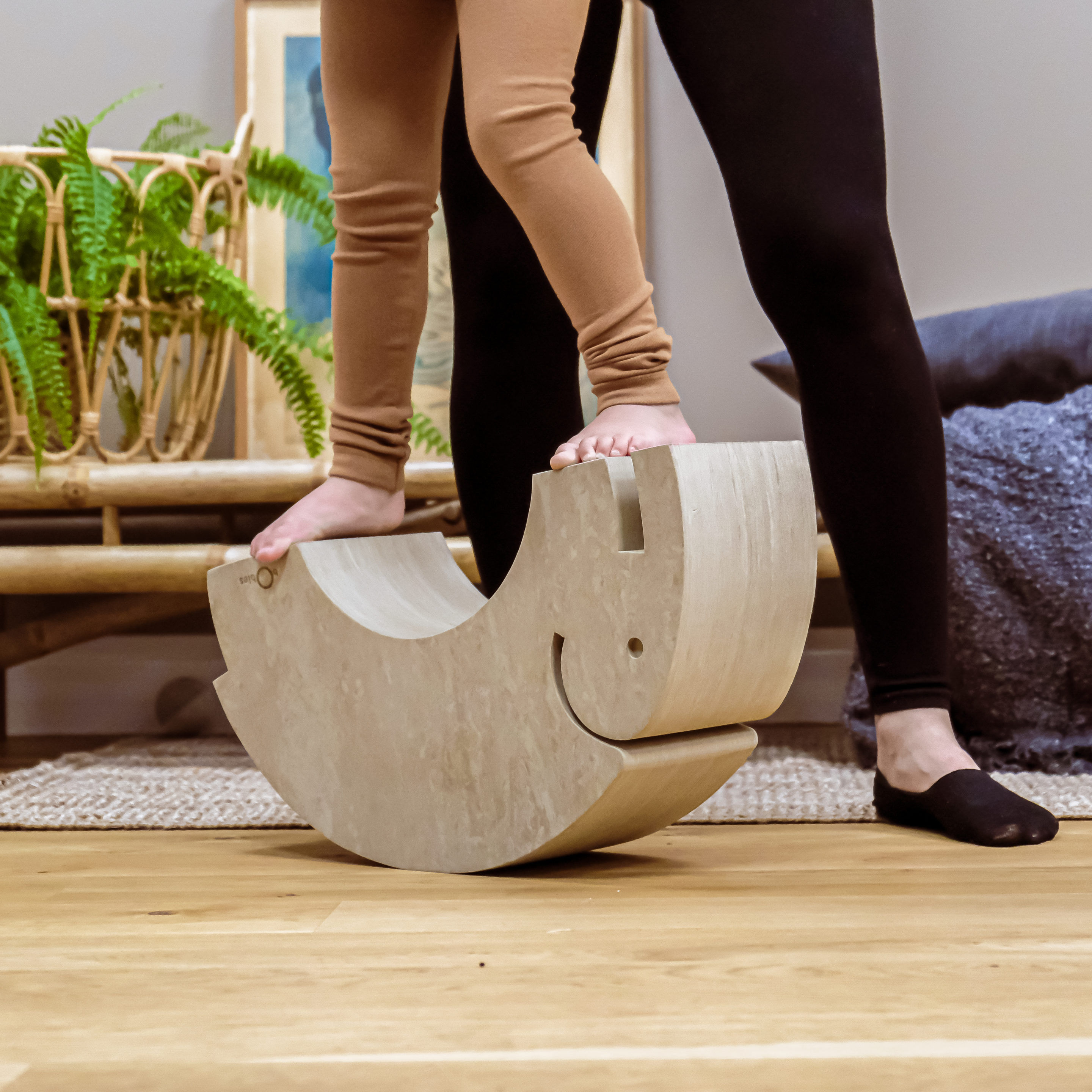 Taumeltier Turnelefant M EVA-Schaum Sand