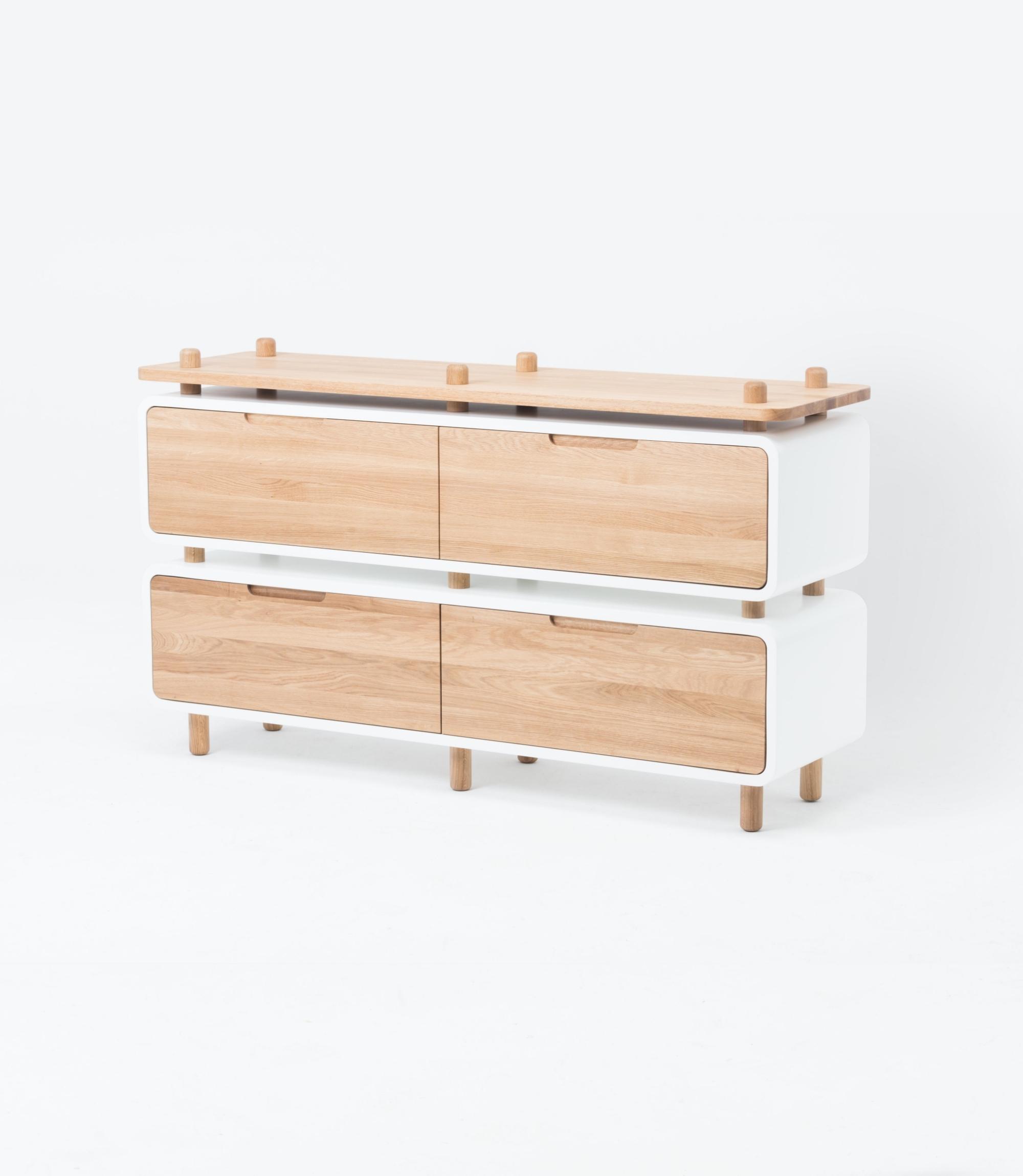 Sideboard aus Handarbeit Loop Eiche