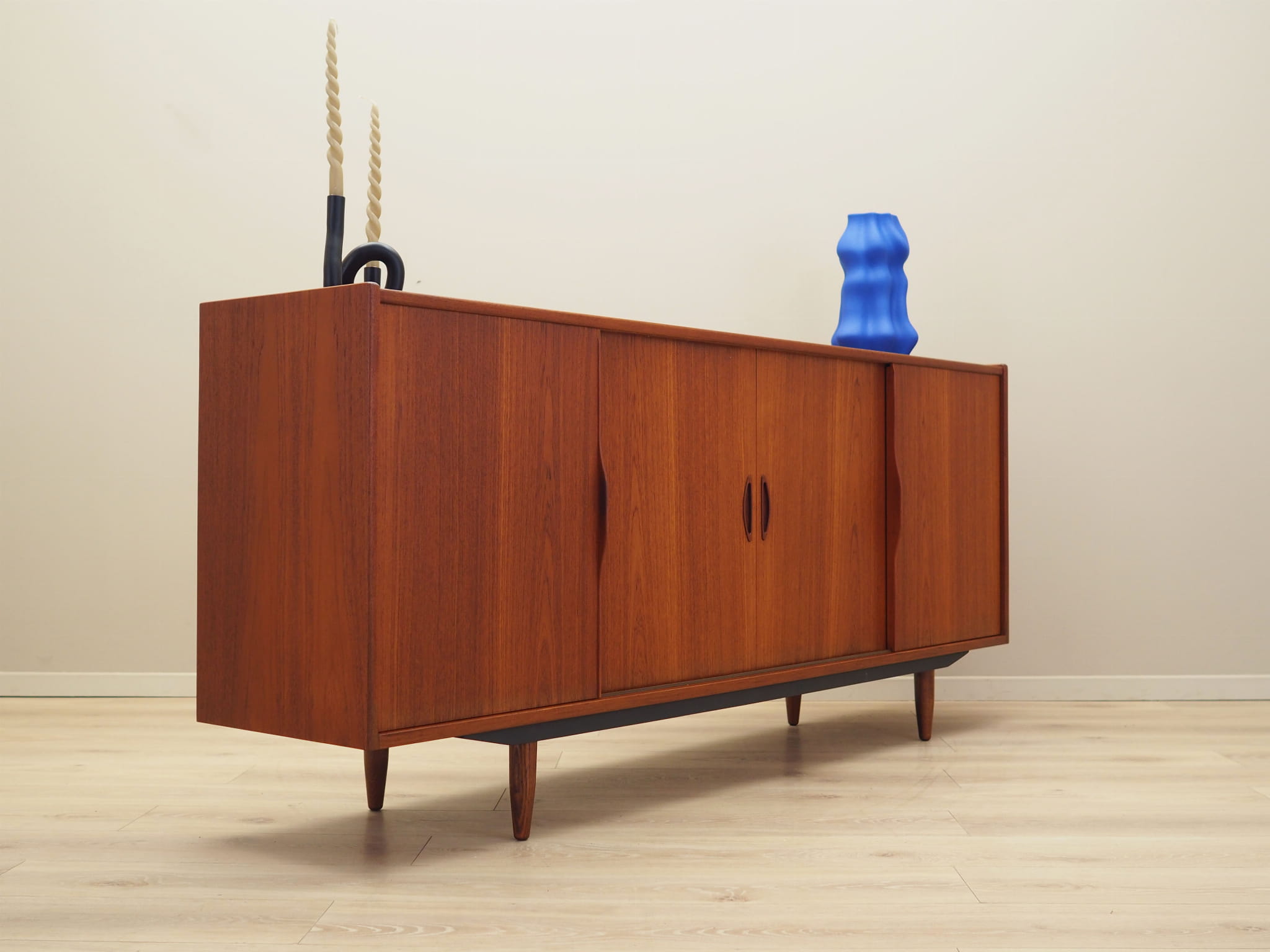 Sideboard Teakholz 1970er Jahre