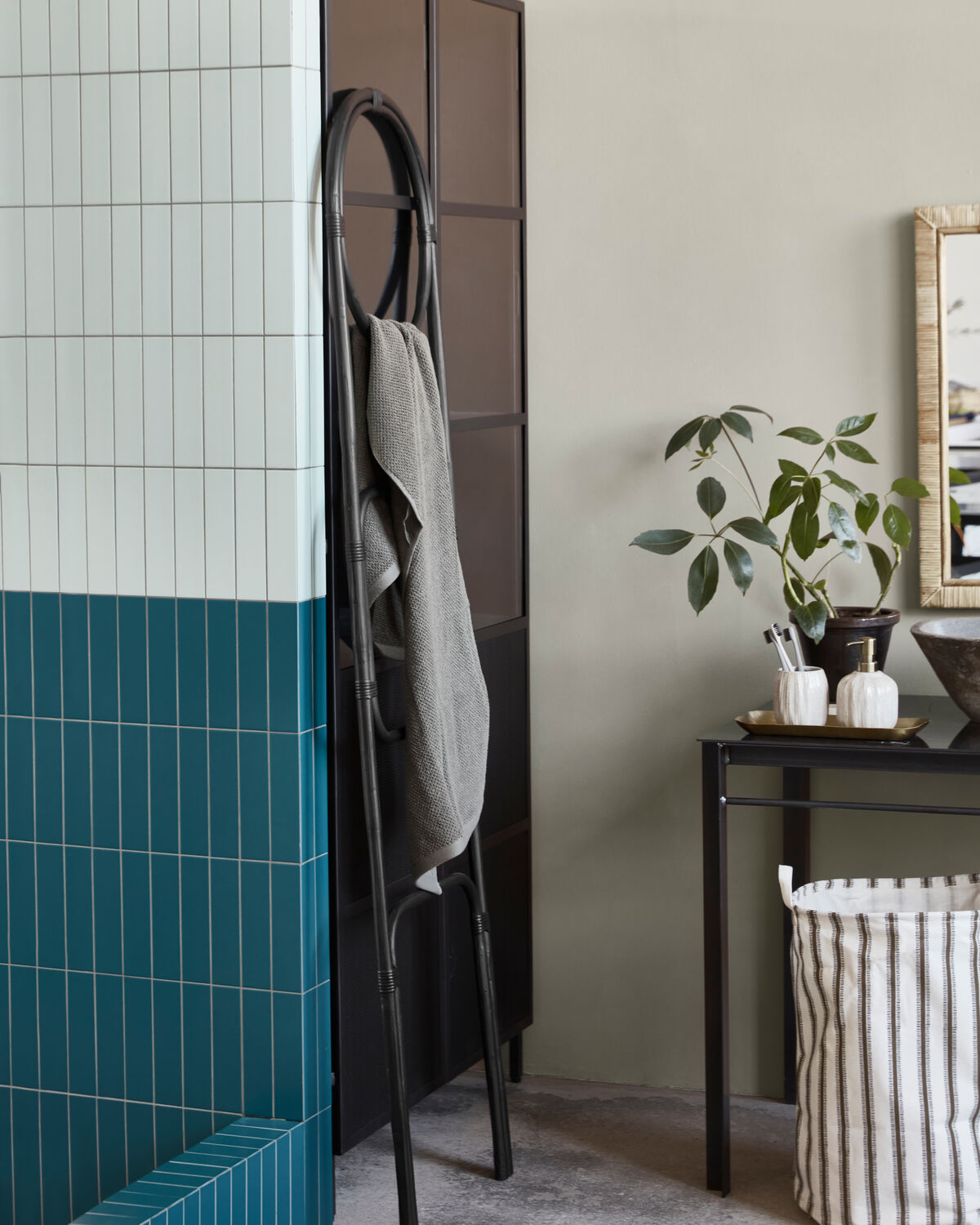 2x HDLadder Decorative Ladder Black