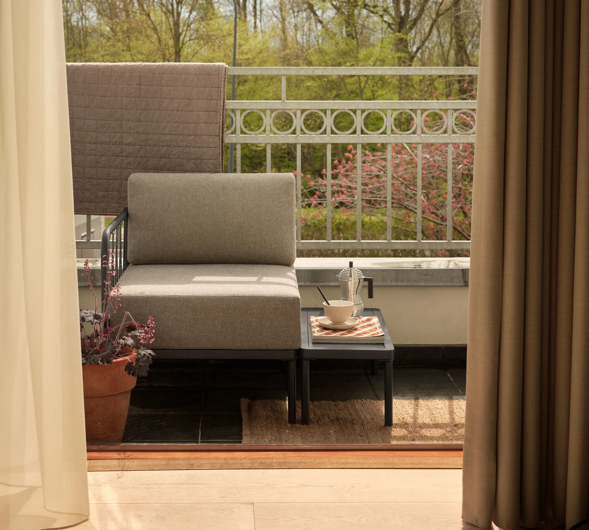 Hadley Outdoor Coffee Table Anthracite Grey Steel 30 x 70 cm