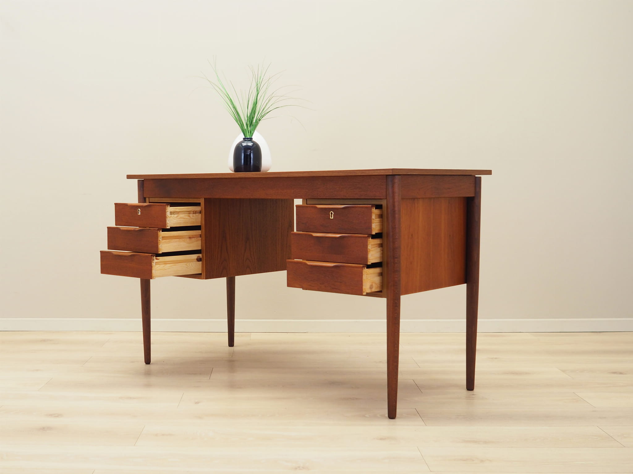 Schreibtisch Holz Braun 1960er Jahre 