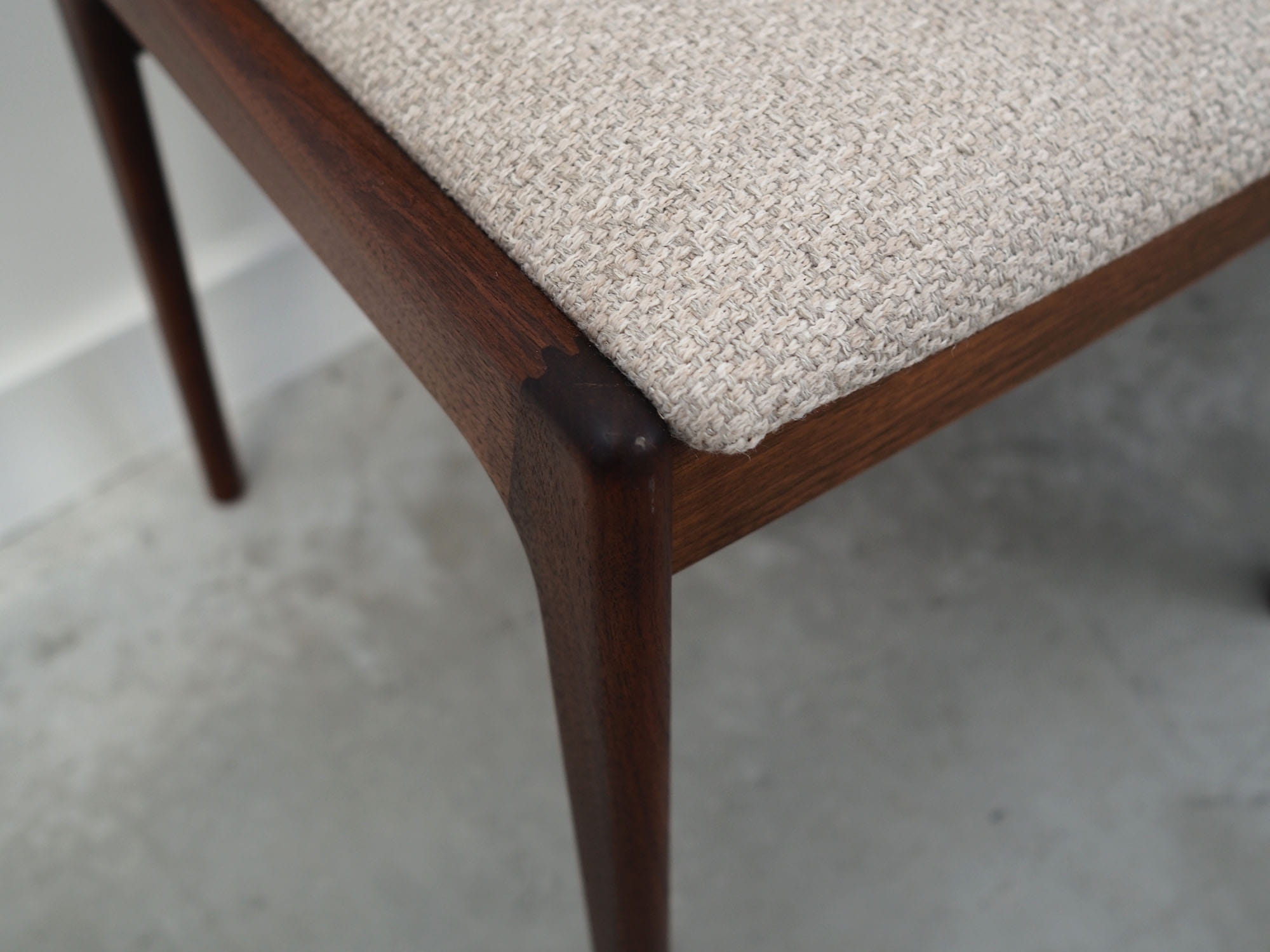 4x Vintage Chair Teak Wood Textile Beige 1970s