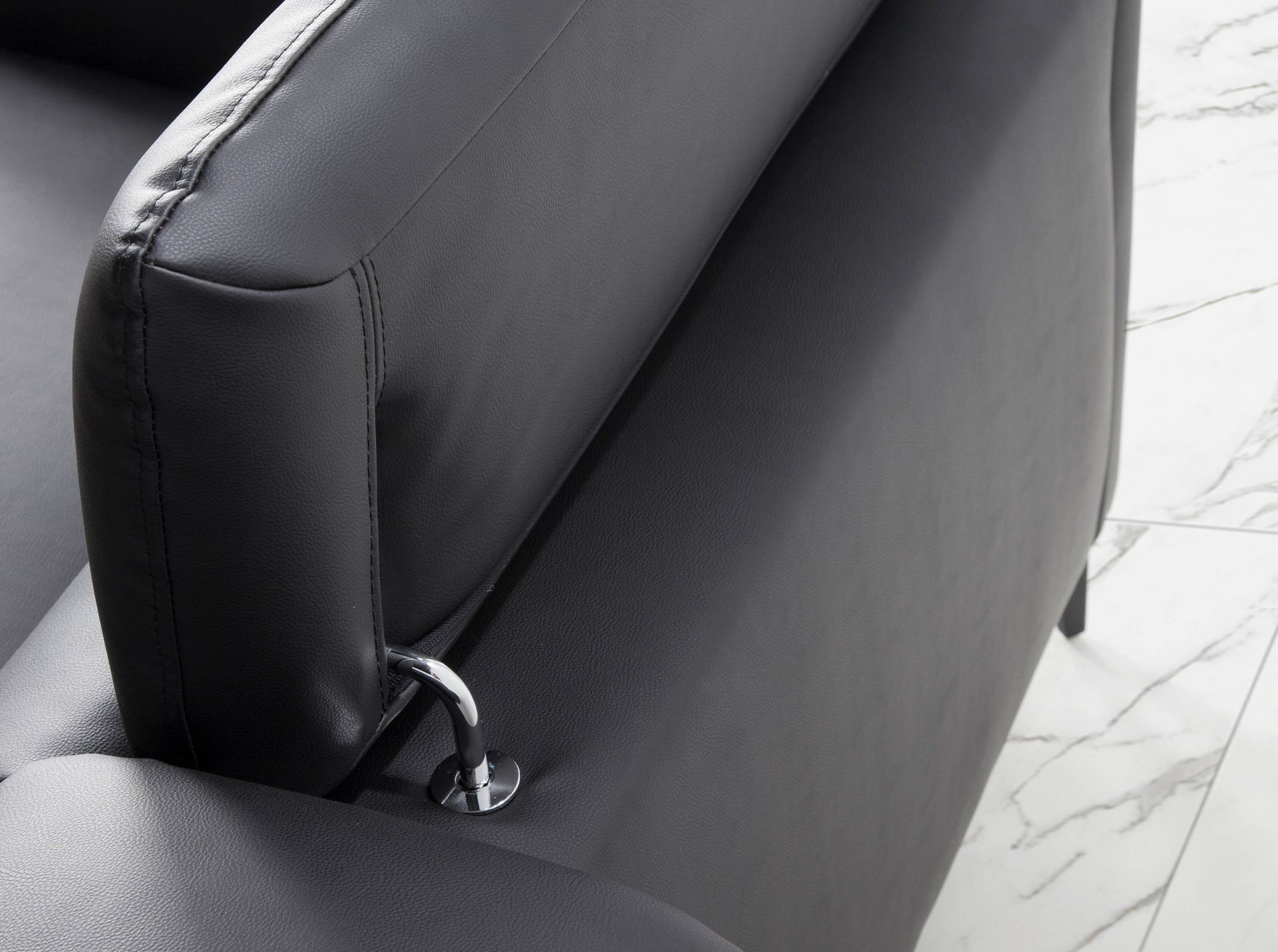 Sofa 4-Sitzer Récamiere Rechts Leder Schwarz