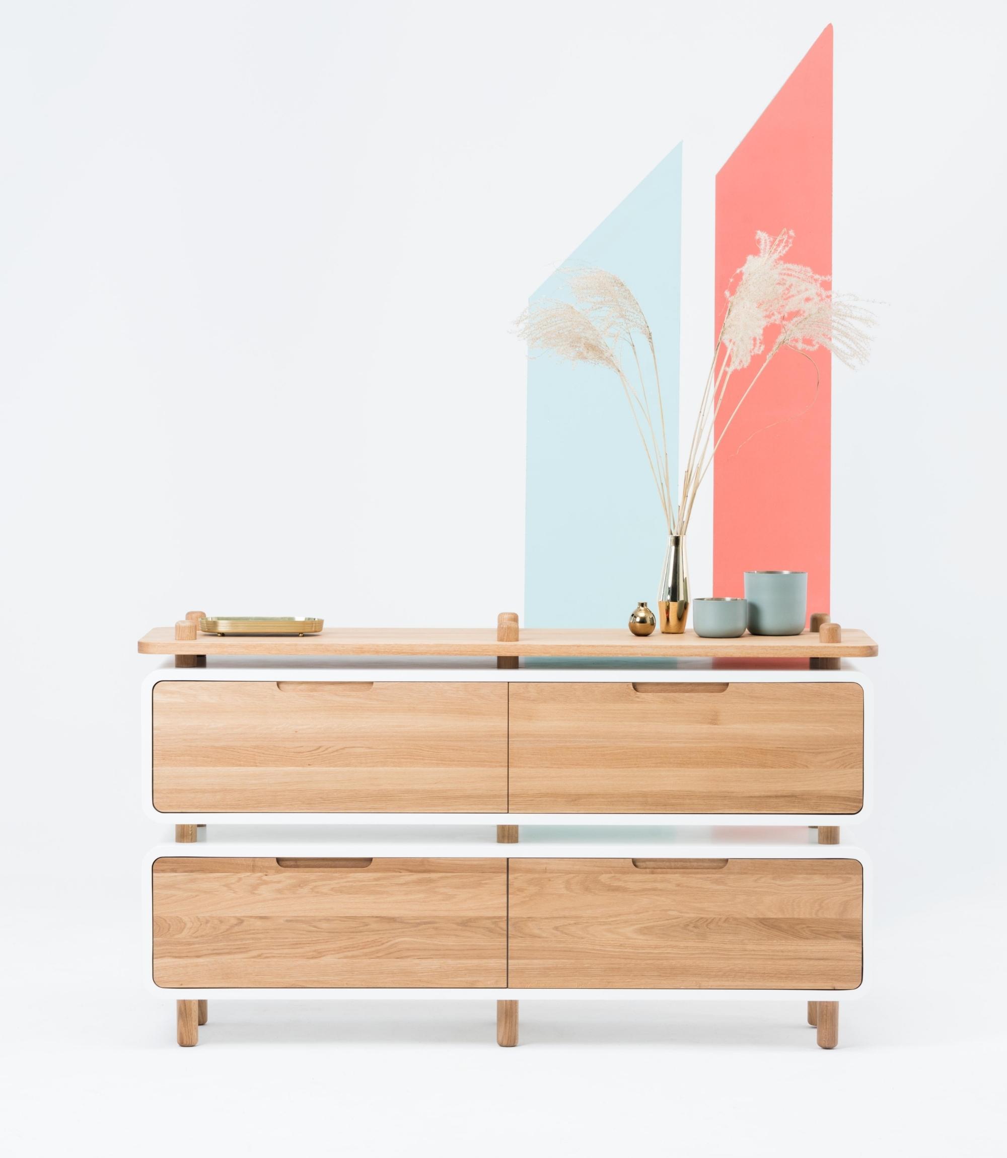 Sideboard aus Handarbeit Loop Eiche