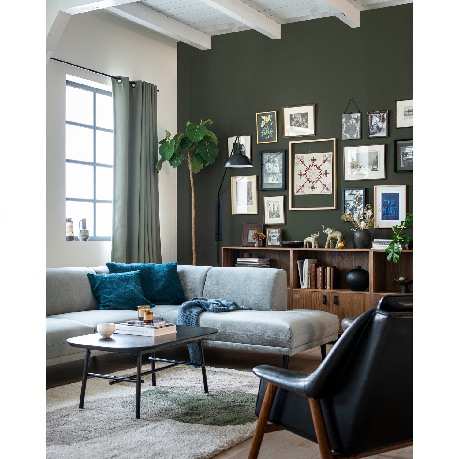 Elegance Couchtisch Mangoholz Metall Schwarz