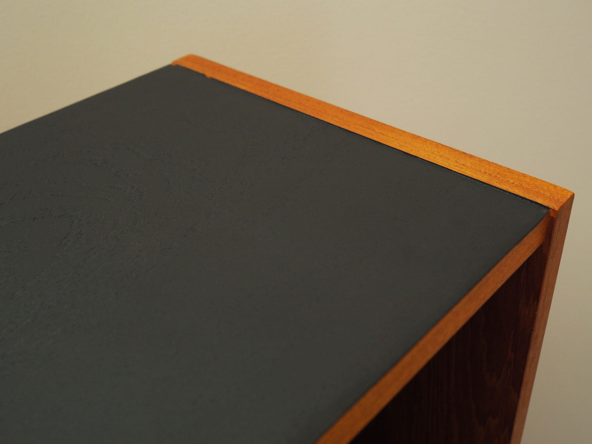 Regal Teakholz 1970er Jahre