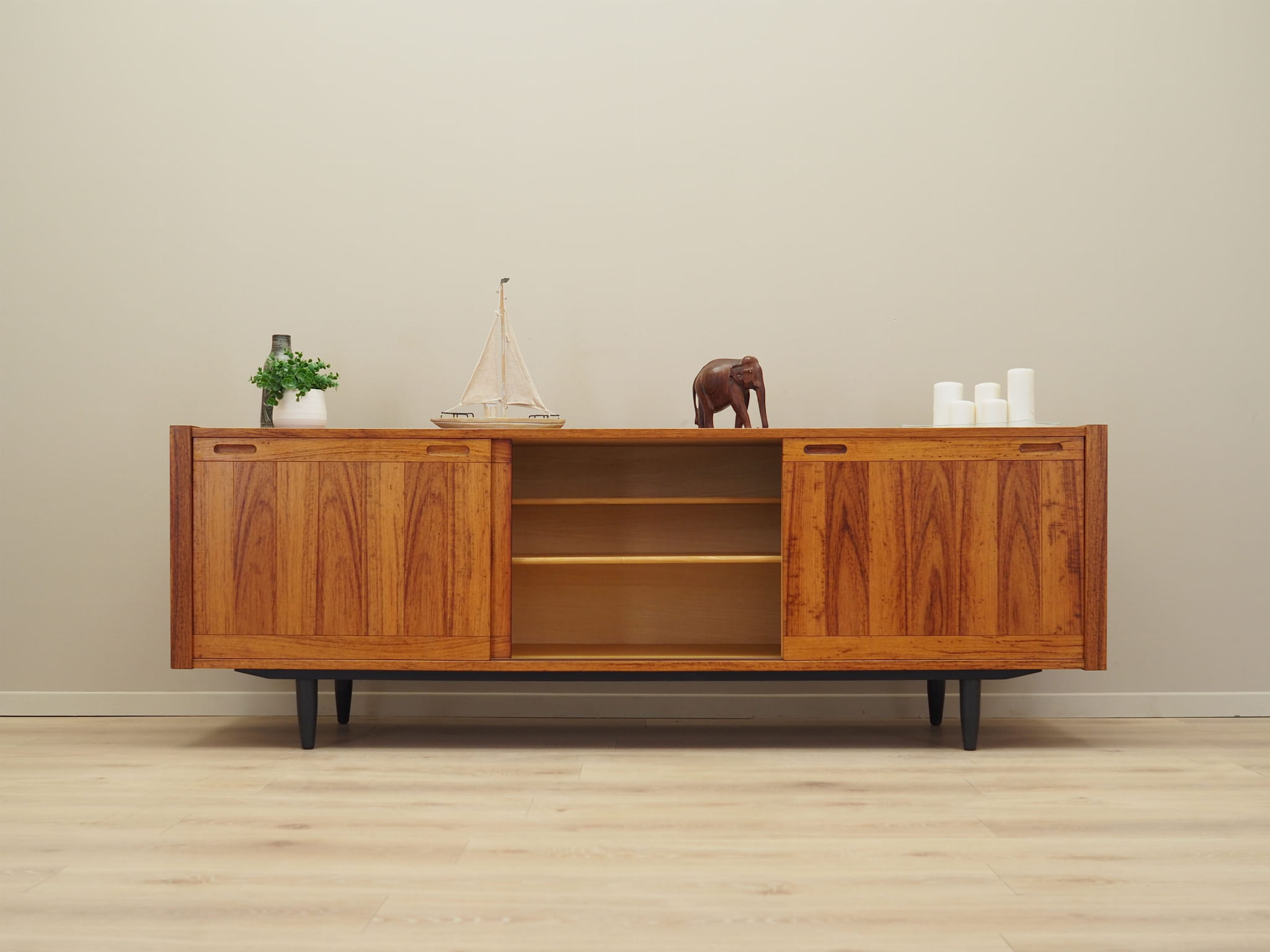 Sideboard Rosenholz Braun 1970er Jahre 