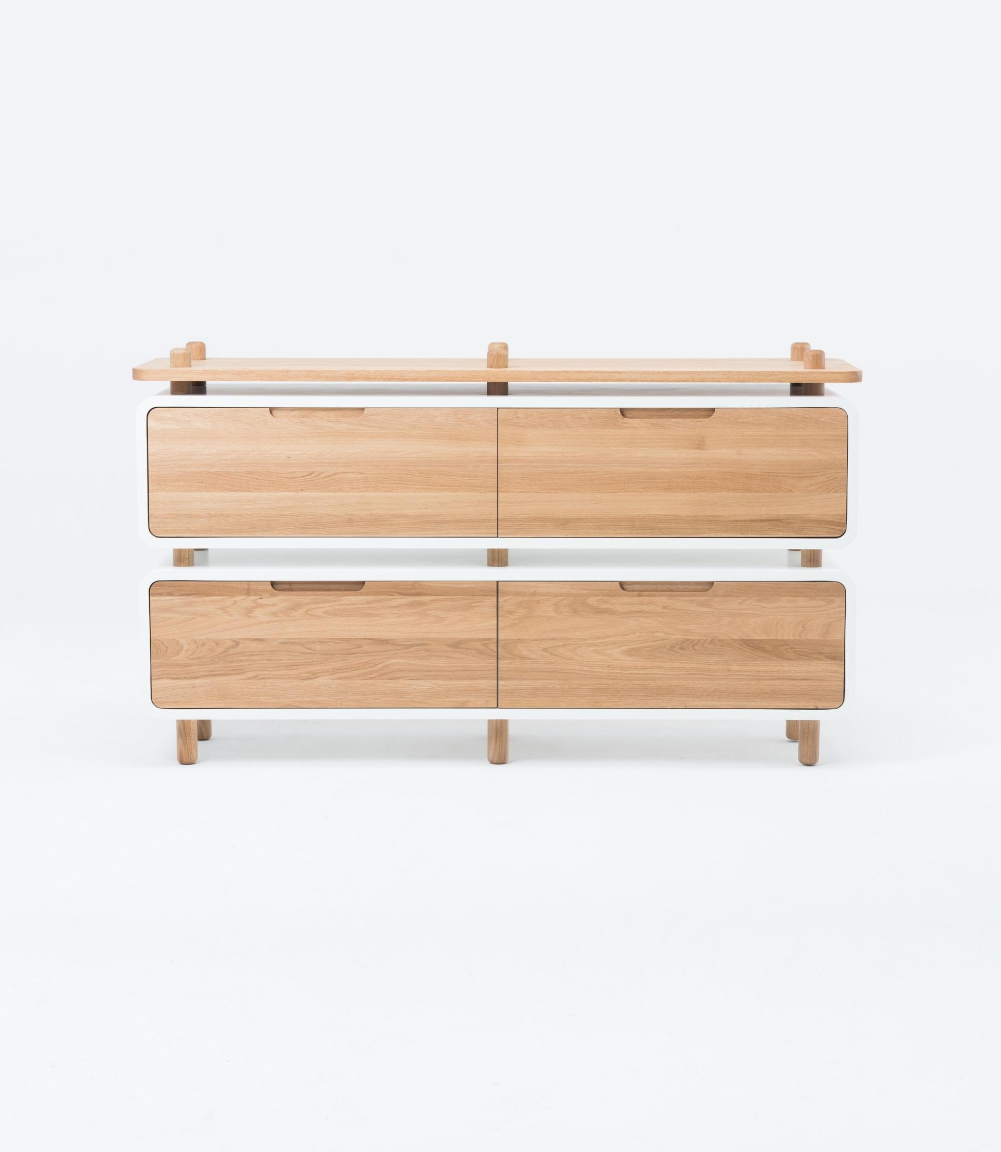 Sideboard aus Handarbeit Loop Eiche