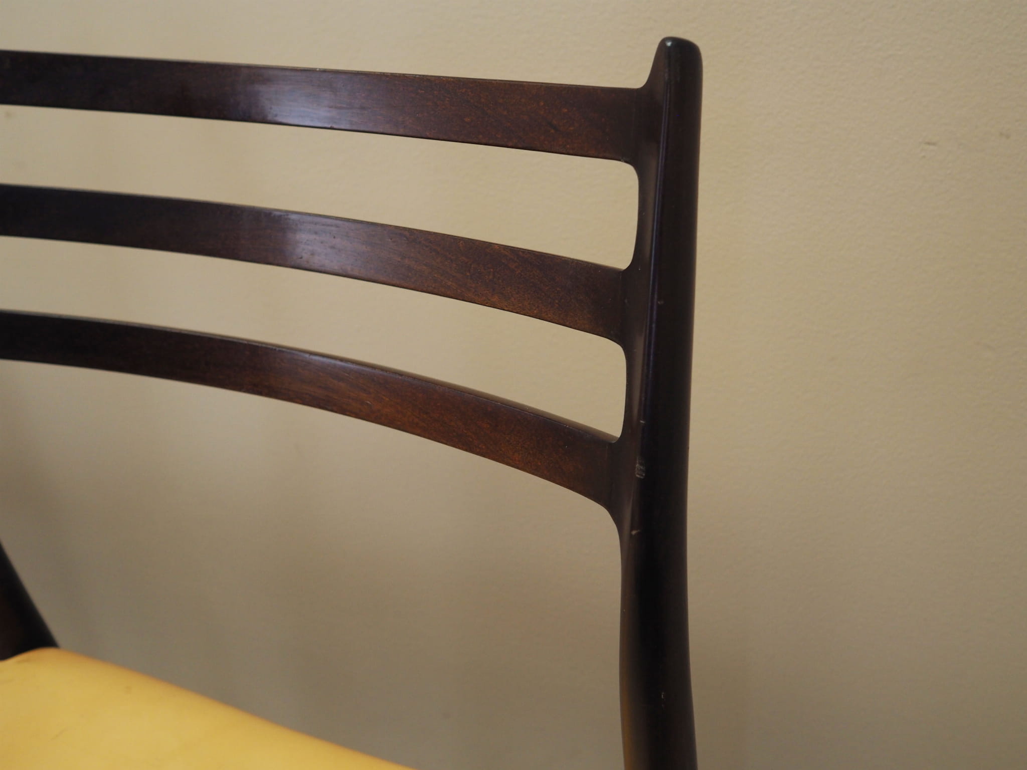 Sechser-Set Mahogany Stühle 1960 Jahre