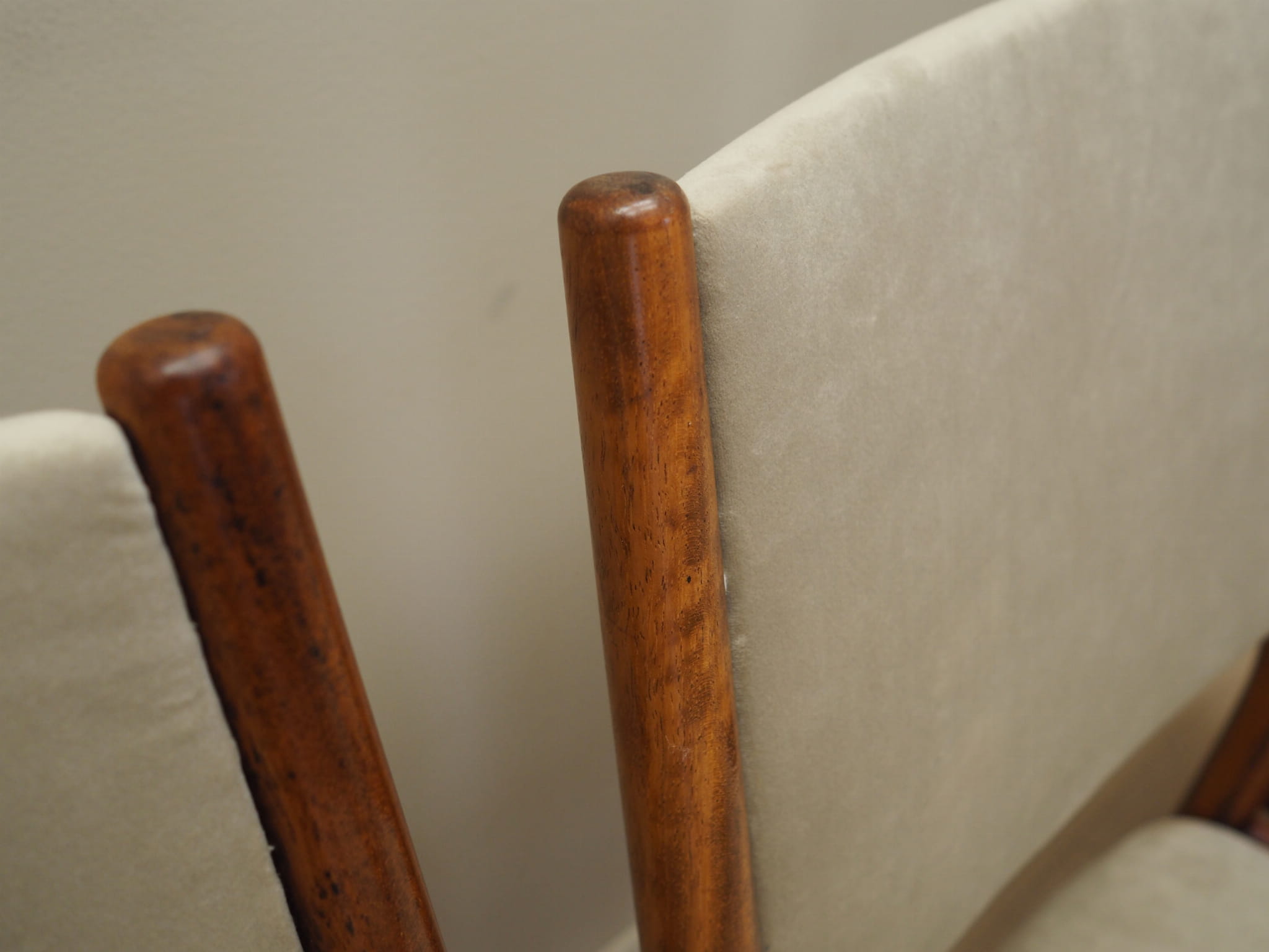 Sechser-Set Mahogany Stühle 1970 Jahre