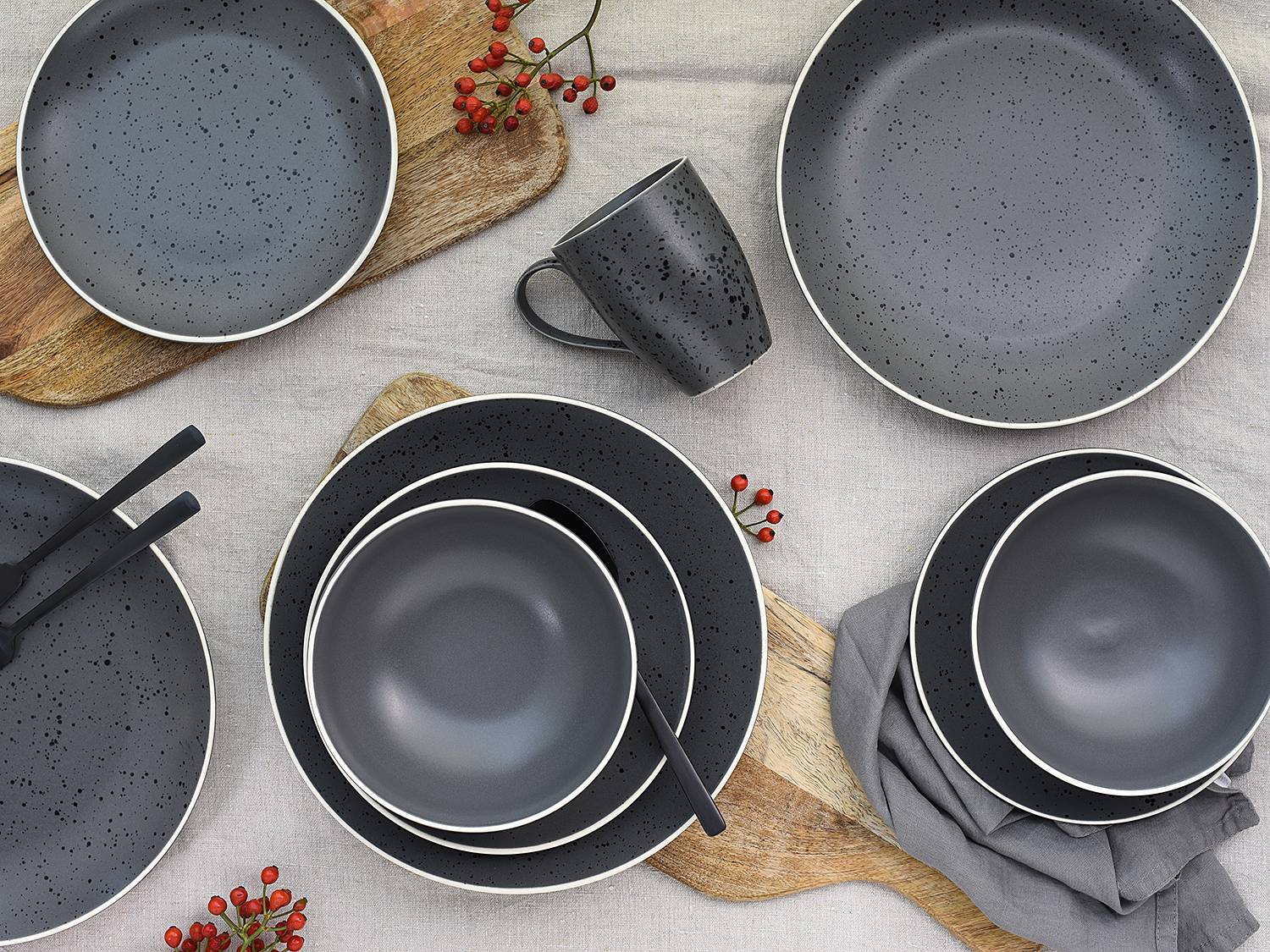 Kombiservice INDUSTRIAL CHIC 16er Set Steingut Schwarz
