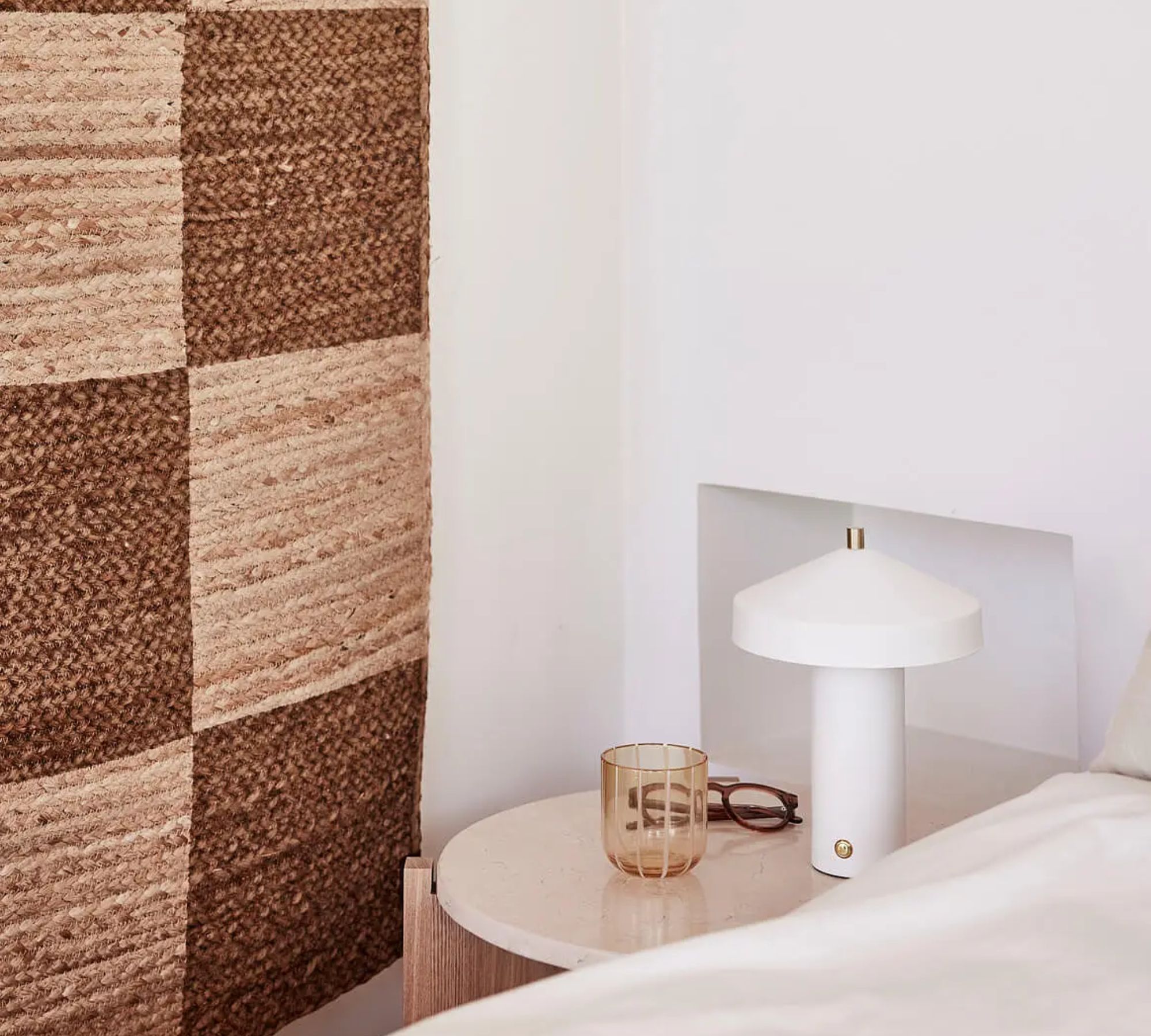 Hatto LED Tischlampe Stahl Weiß