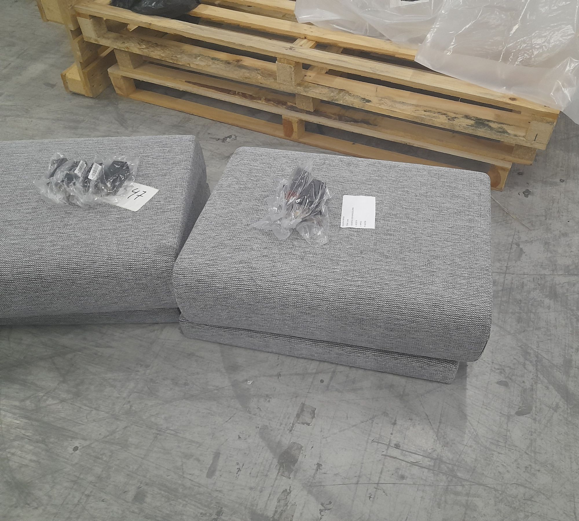 Tyme Hocker Strukturgewebe Granitweiß