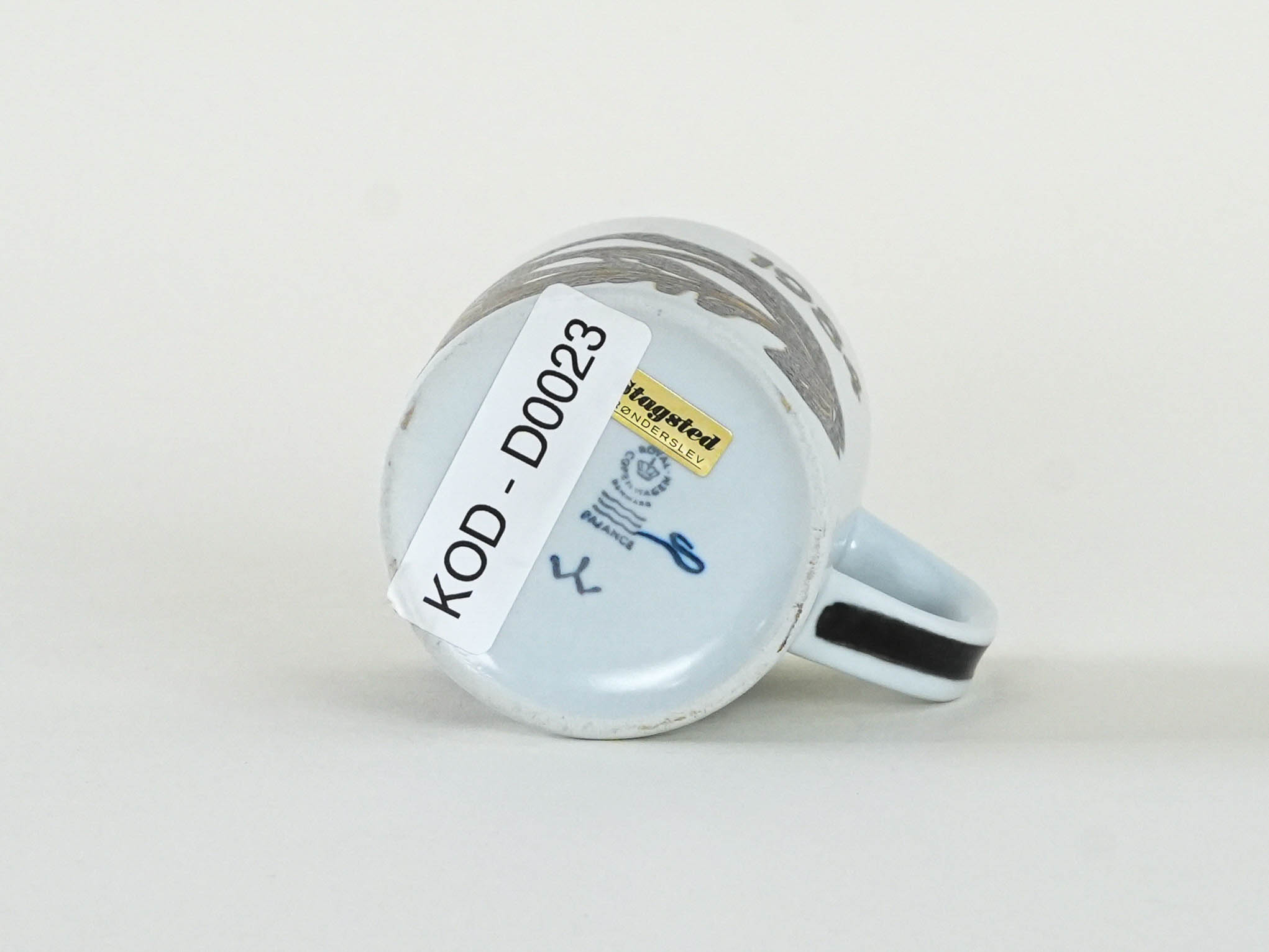 Sammelbecher Porzellan Mehrfarbig