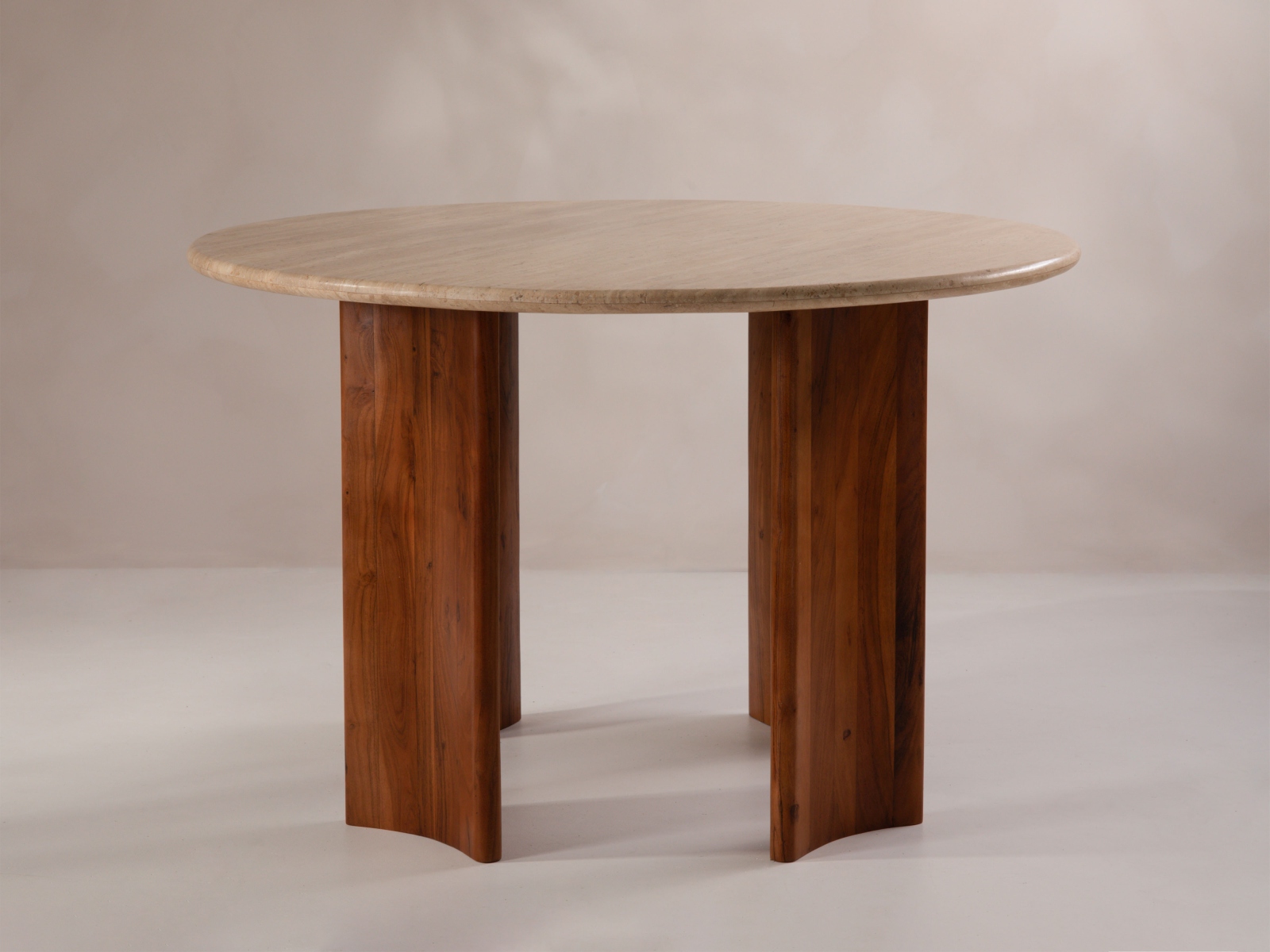 Cleo Esstisch Akazienholz Travertin 120x120 cm