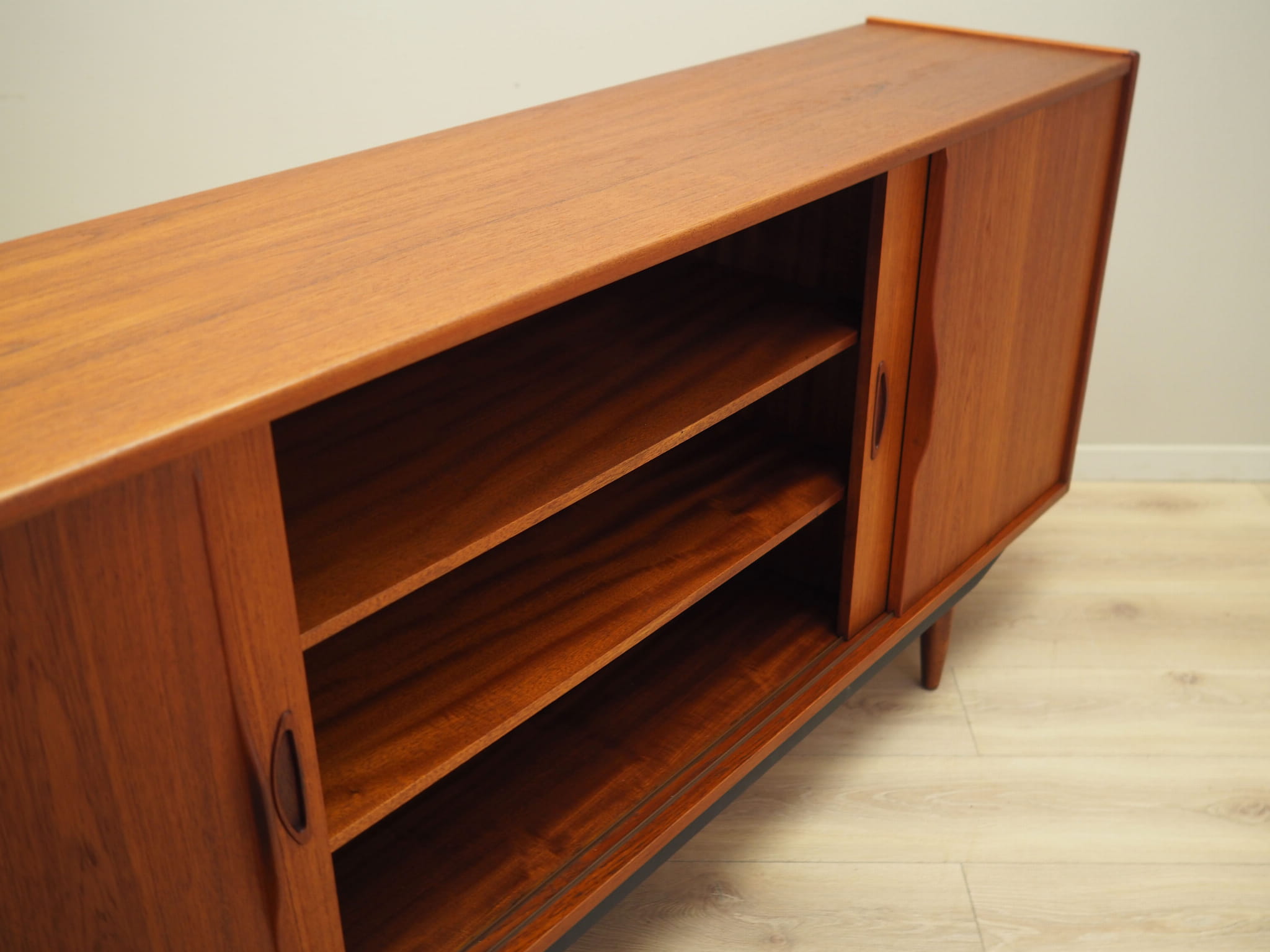Sideboard Teakholz 1970er Jahre