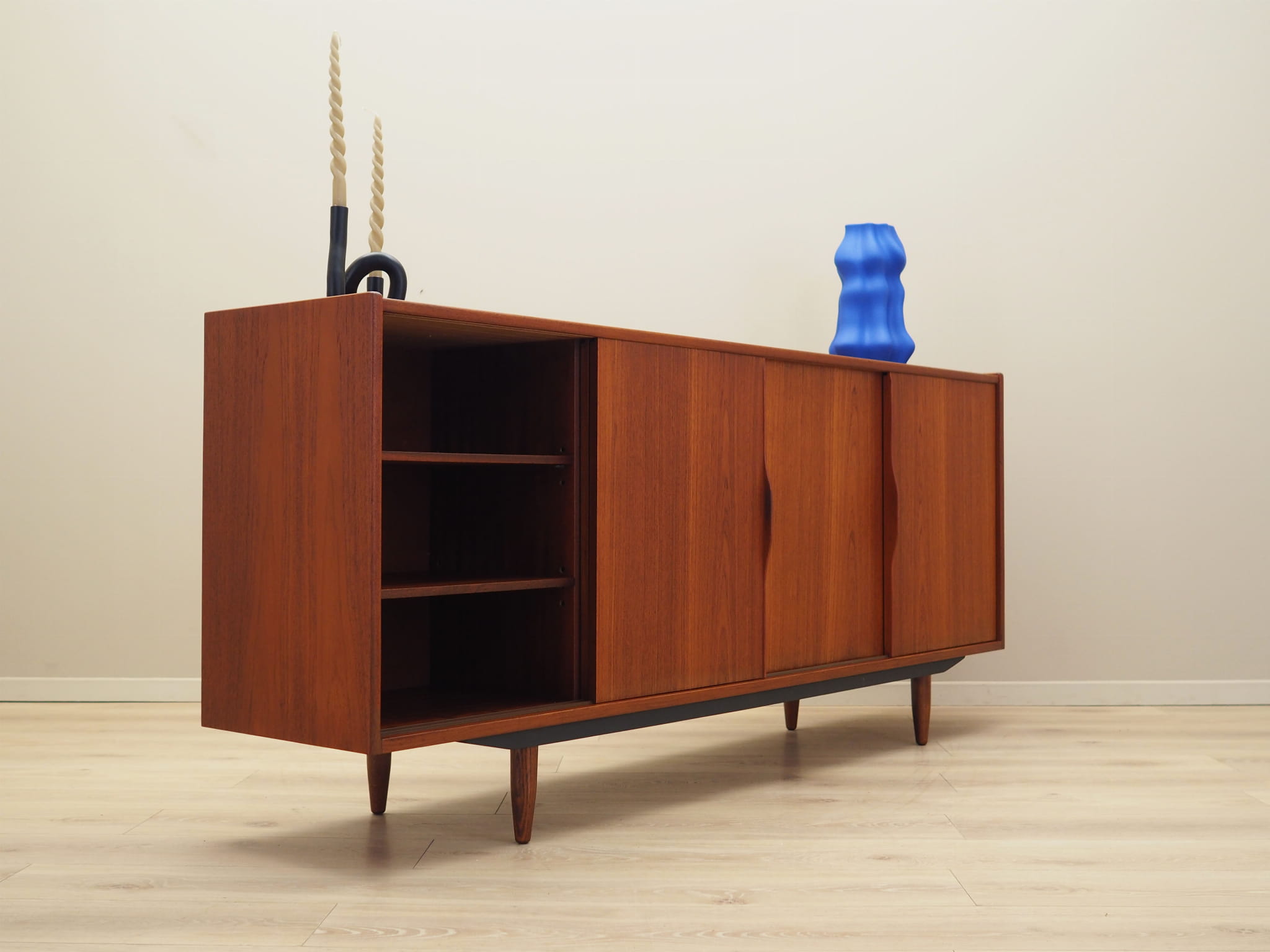Sideboard Teakholz 1970er Jahre