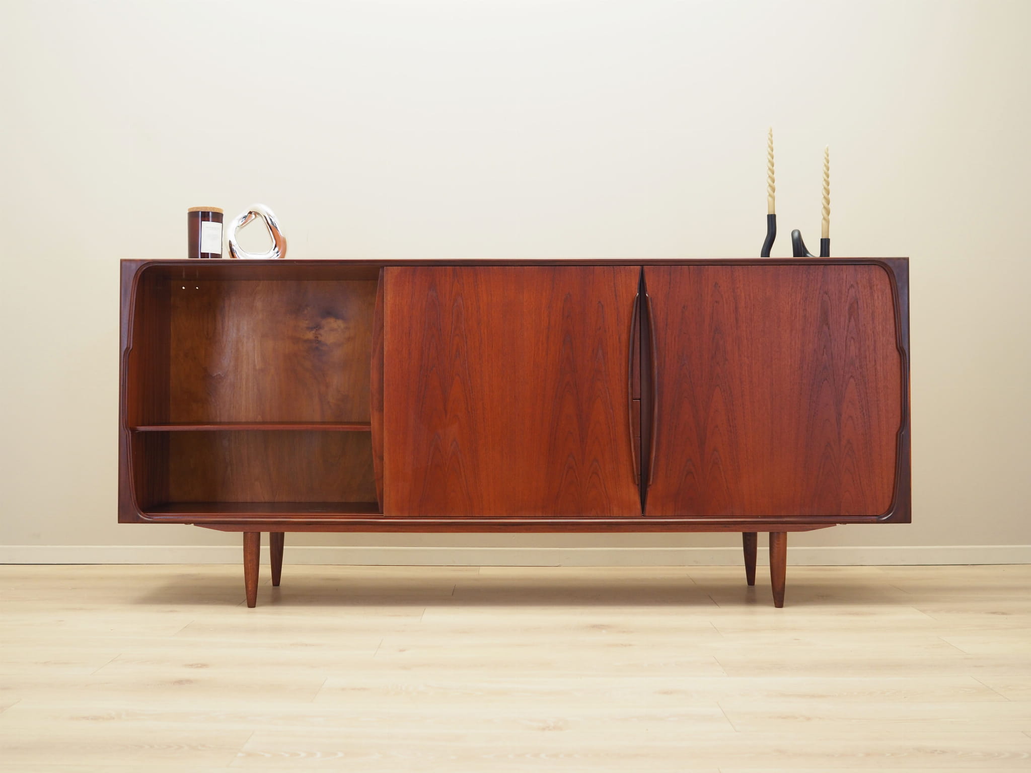 Sideboard Teakholz 1970er Jahre