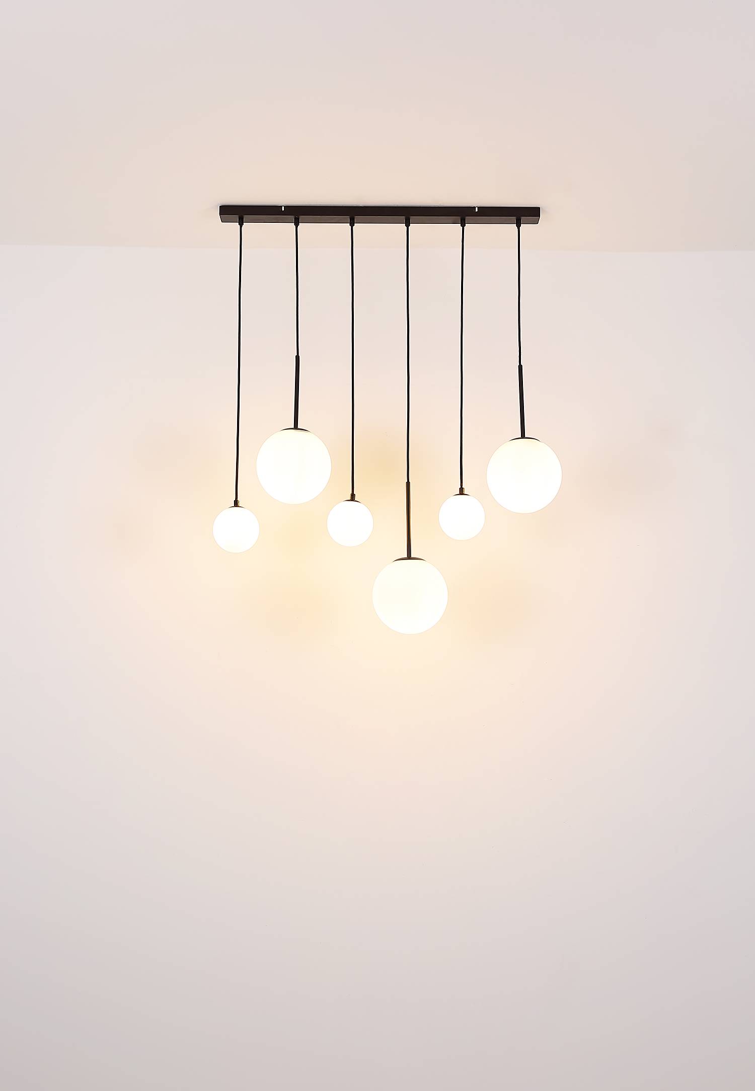 3-Flammig Pendelleuchte Clarke Farbglas Eisen