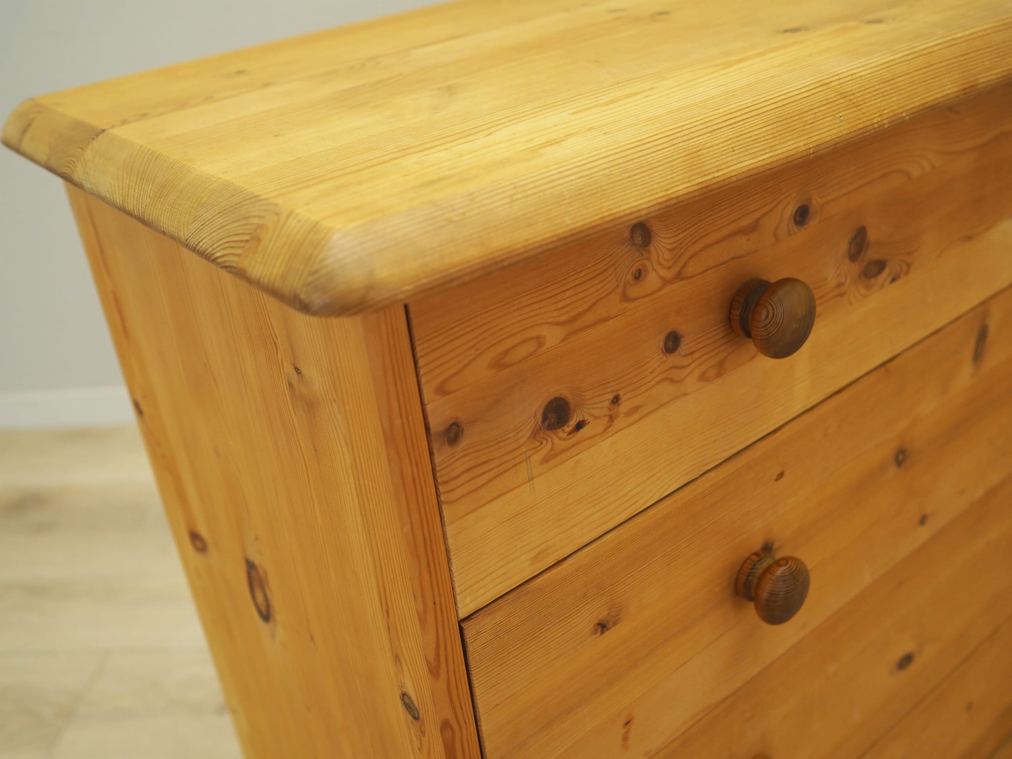Chest of drawers Pine wood Brown