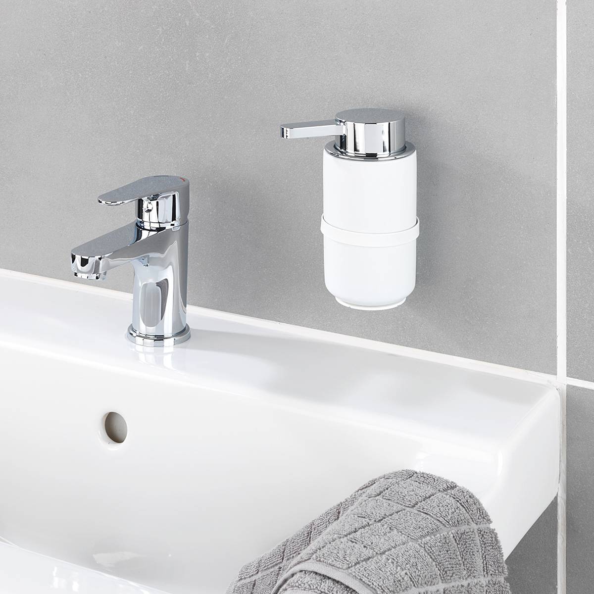 Woya Soap Dispenser Ceramic White