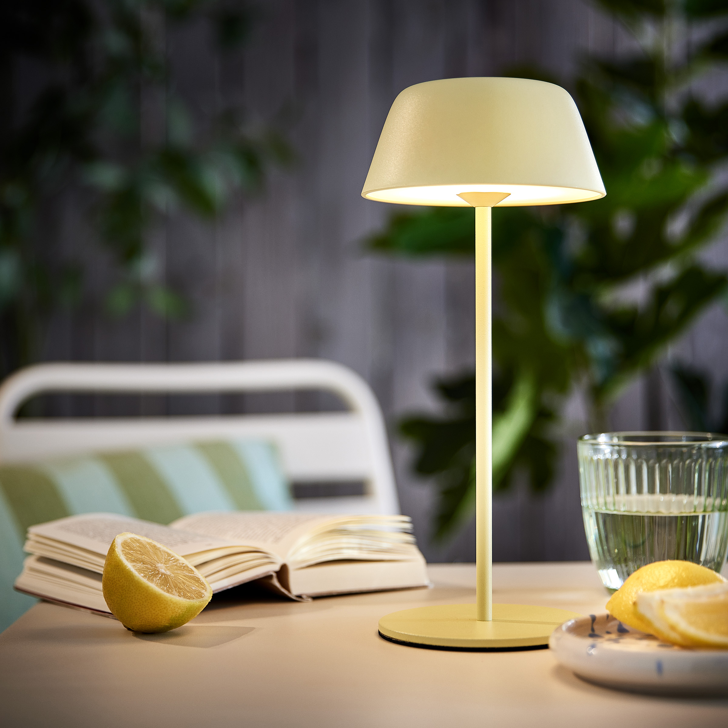 LIGHT UP LED lamp steel ABS yellow
