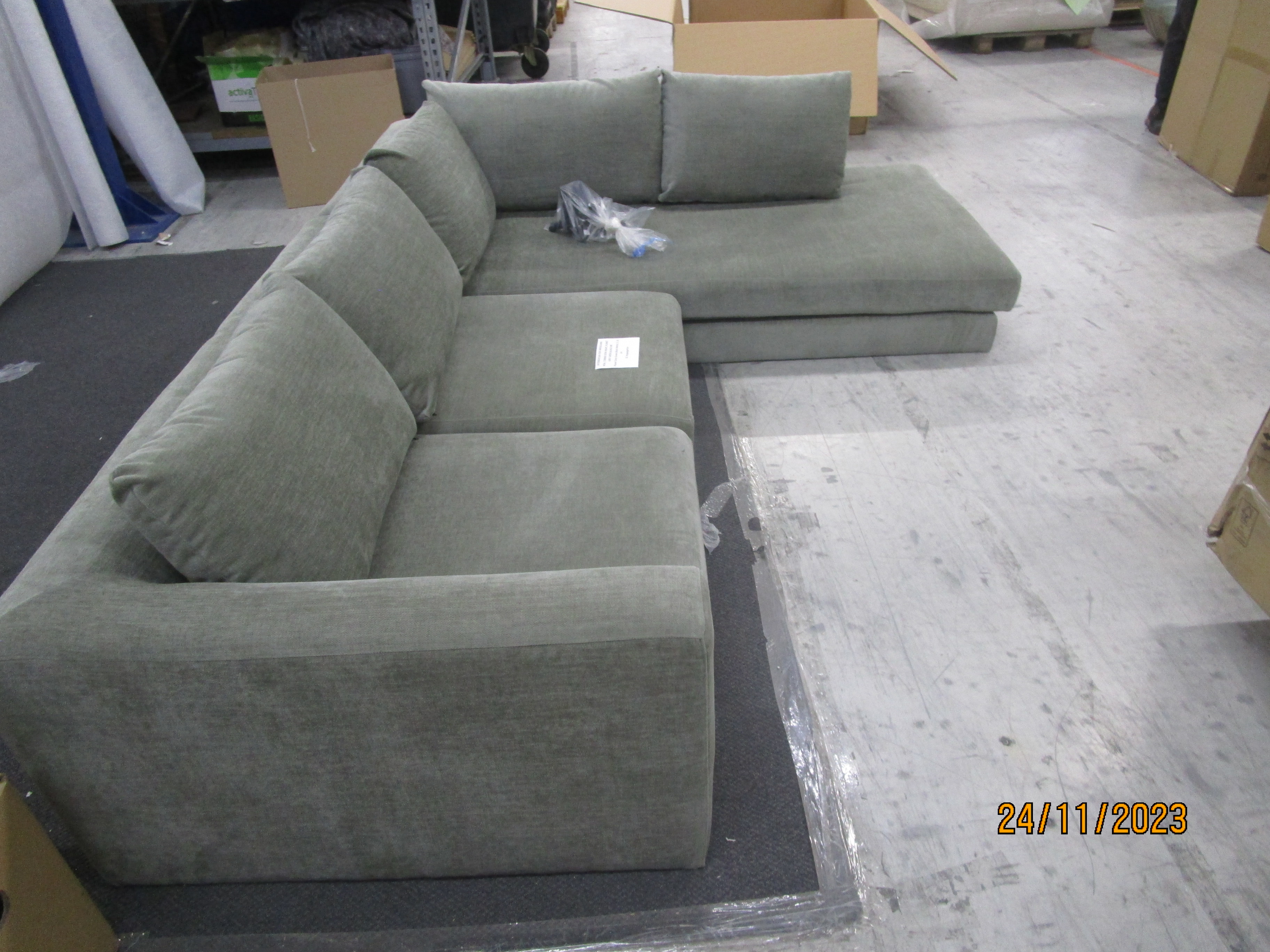 Noa Ecksofa Rechts Planet Grey Green