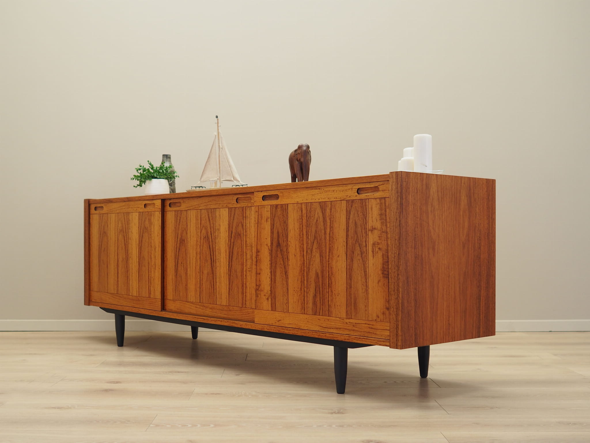 Sideboard Rosenholz Braun 1970er Jahre 