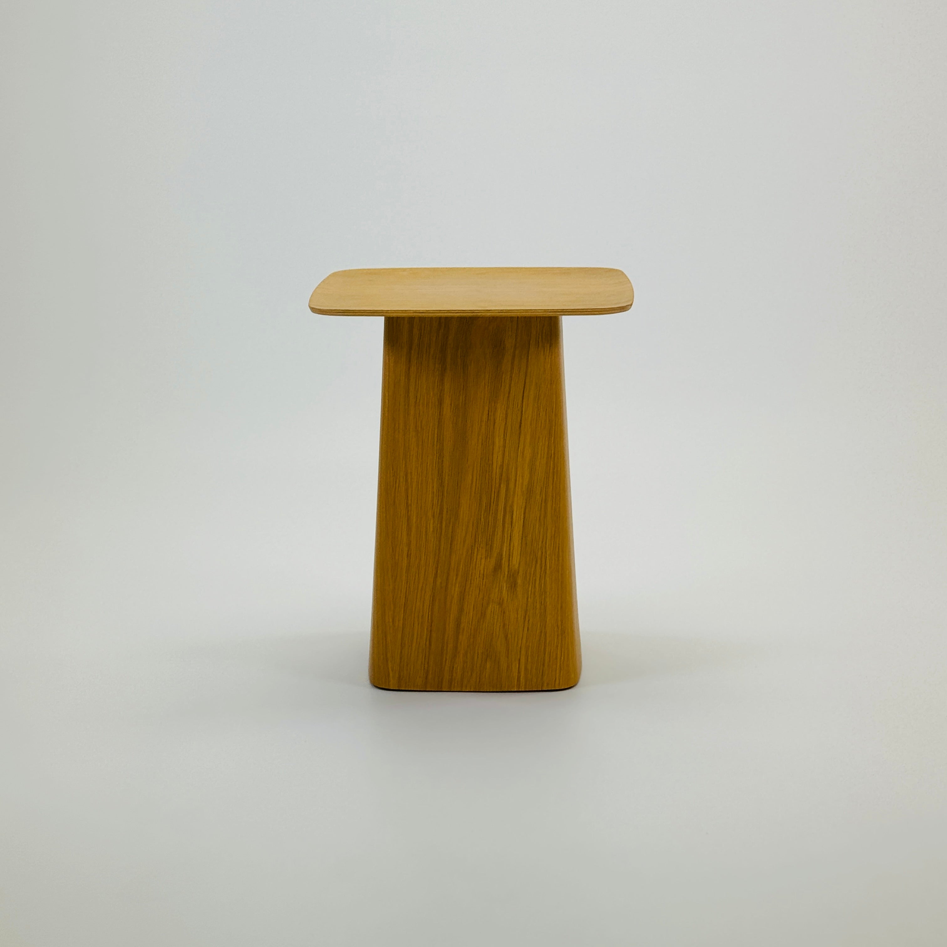 Vitra Beistelltisch Holz Braun