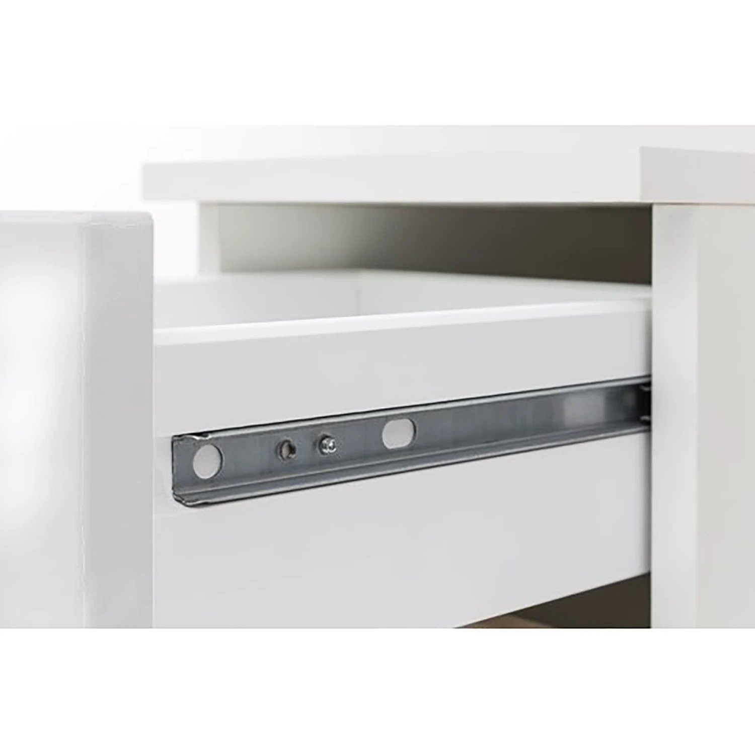 Schrank Holz Violett