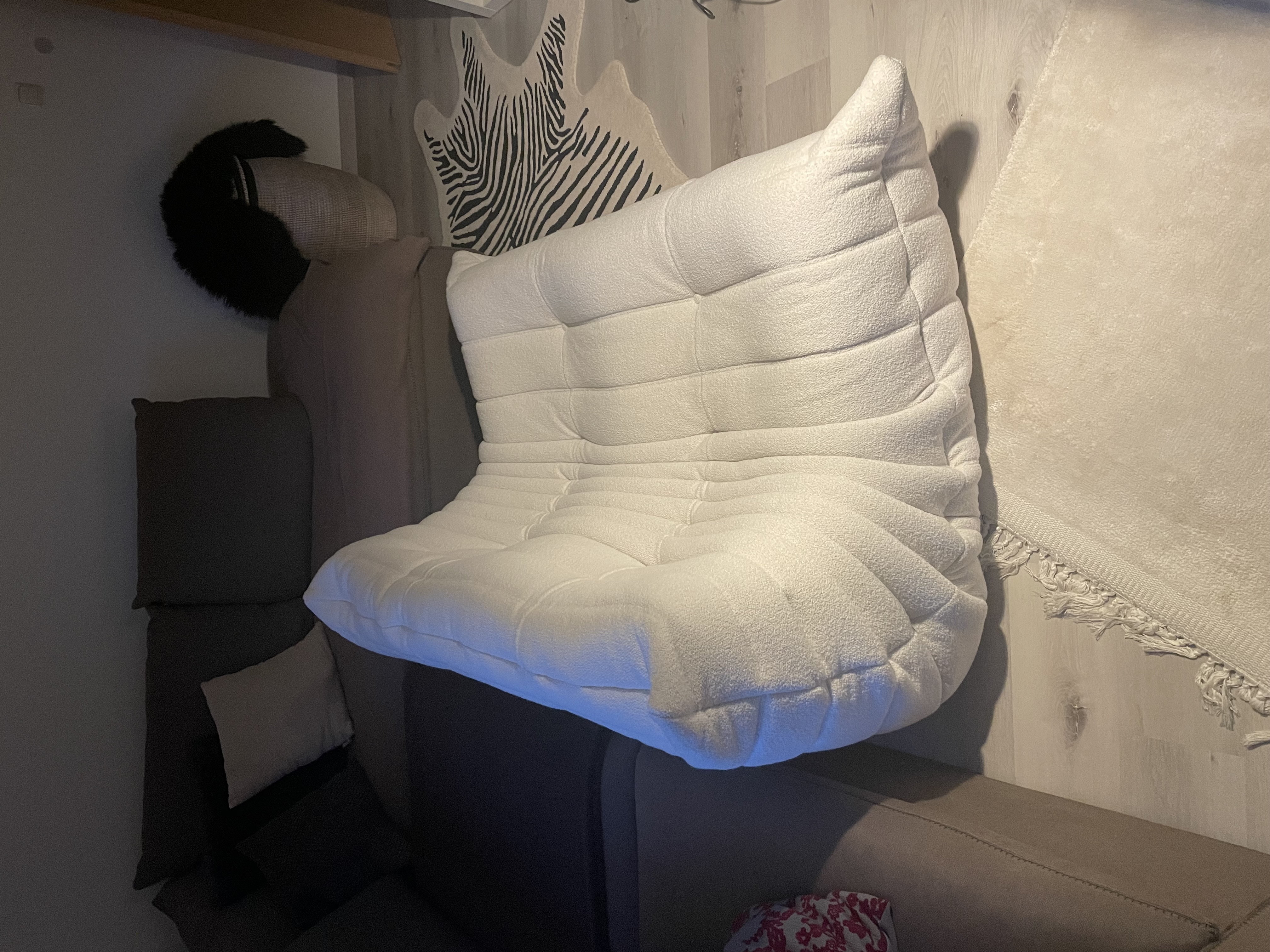 Togo Sofa 2-Sitzer Wolle Weiß