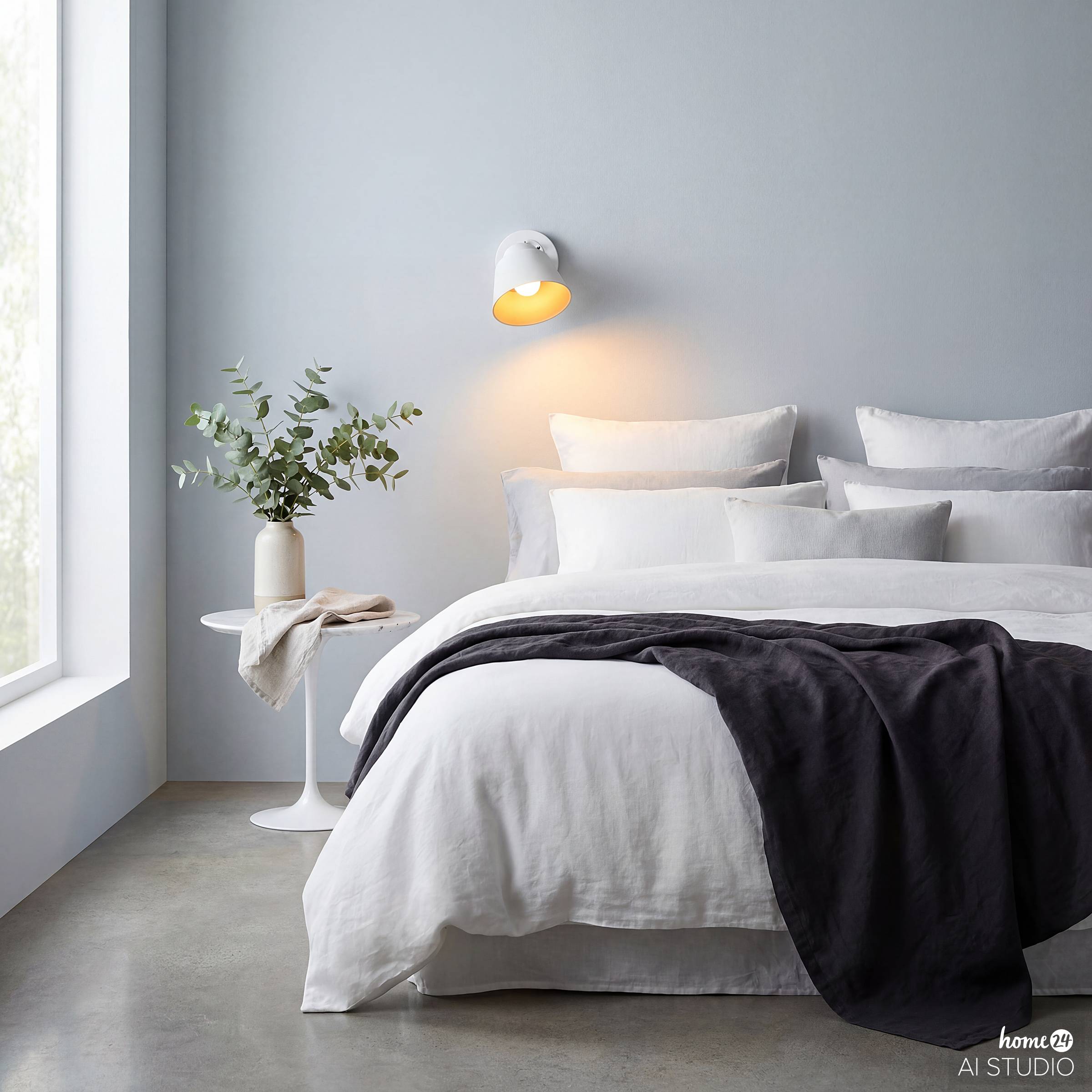 SMI Akku-Wandleuchte Weiß