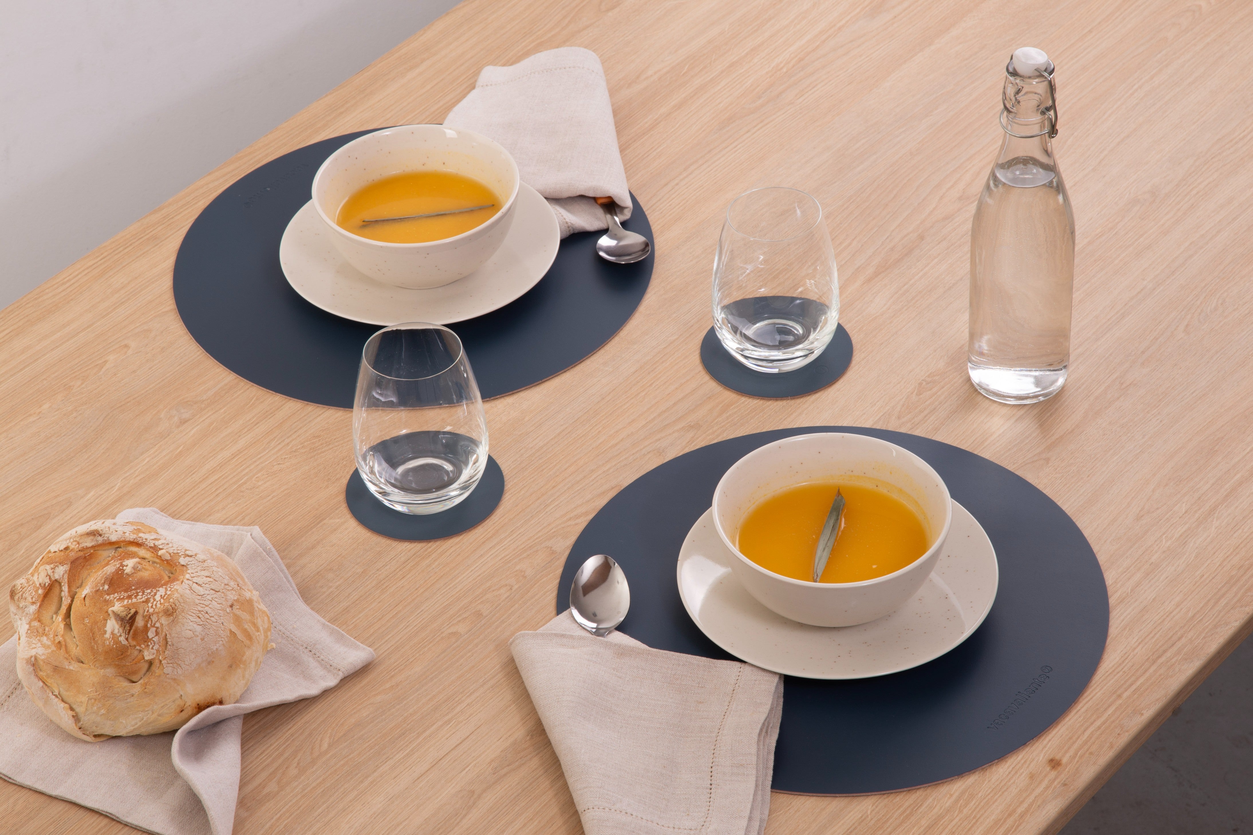 Placemat Round 100% Recycled Leather Petrol