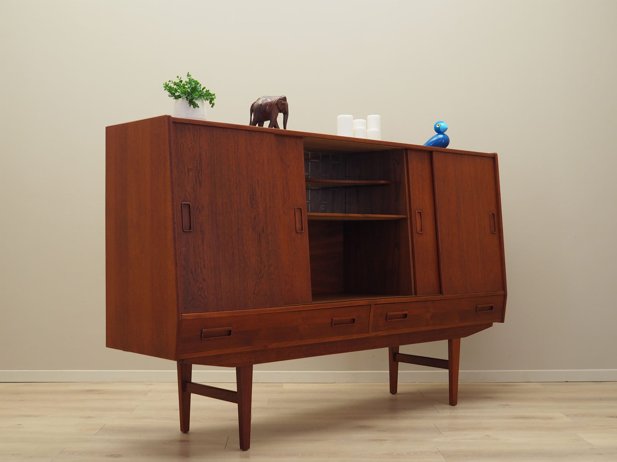 Highboard Teakholz Braun 1960er Jahre