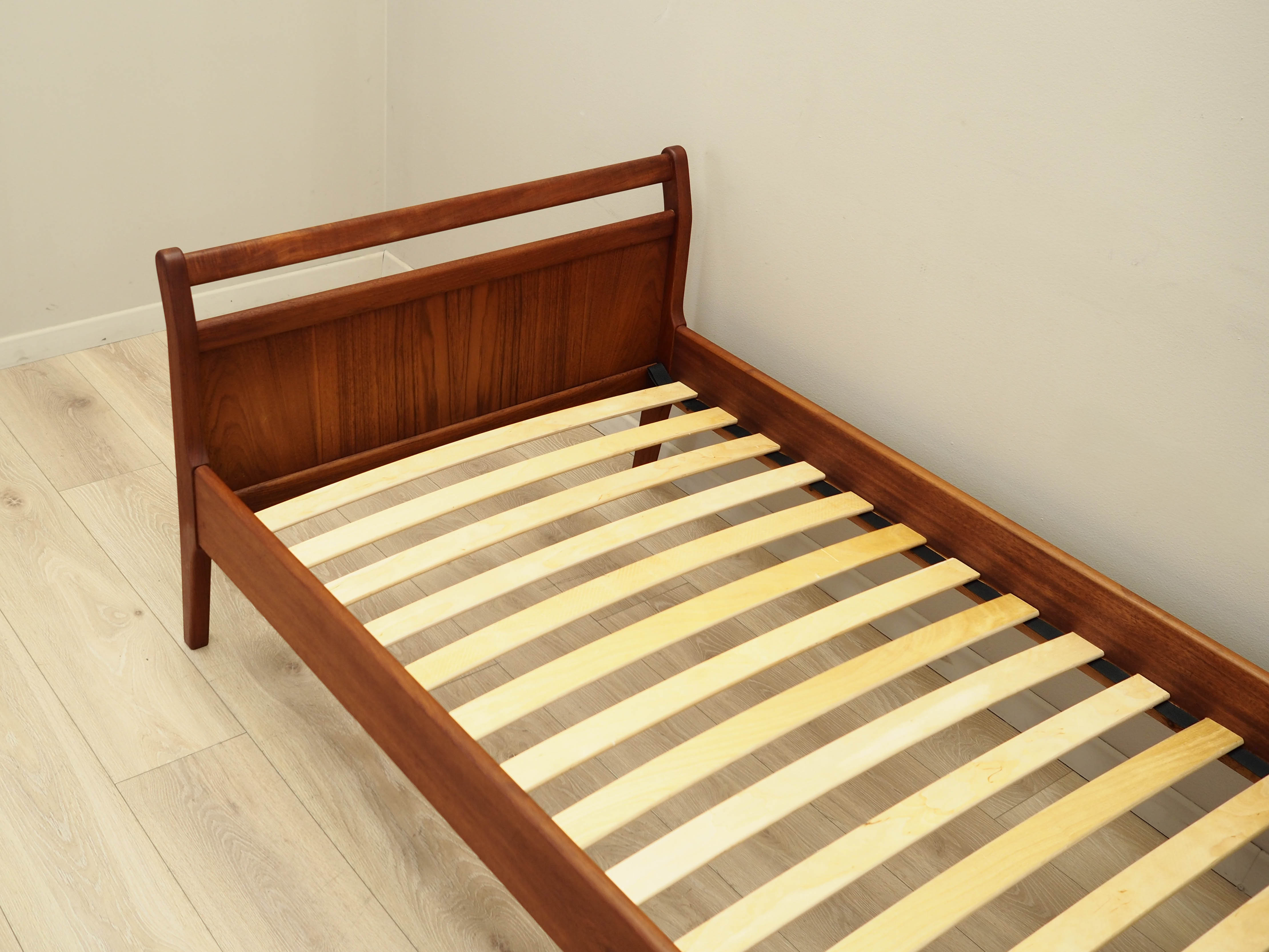 Bett Teakholz Braun 1970er Jahre