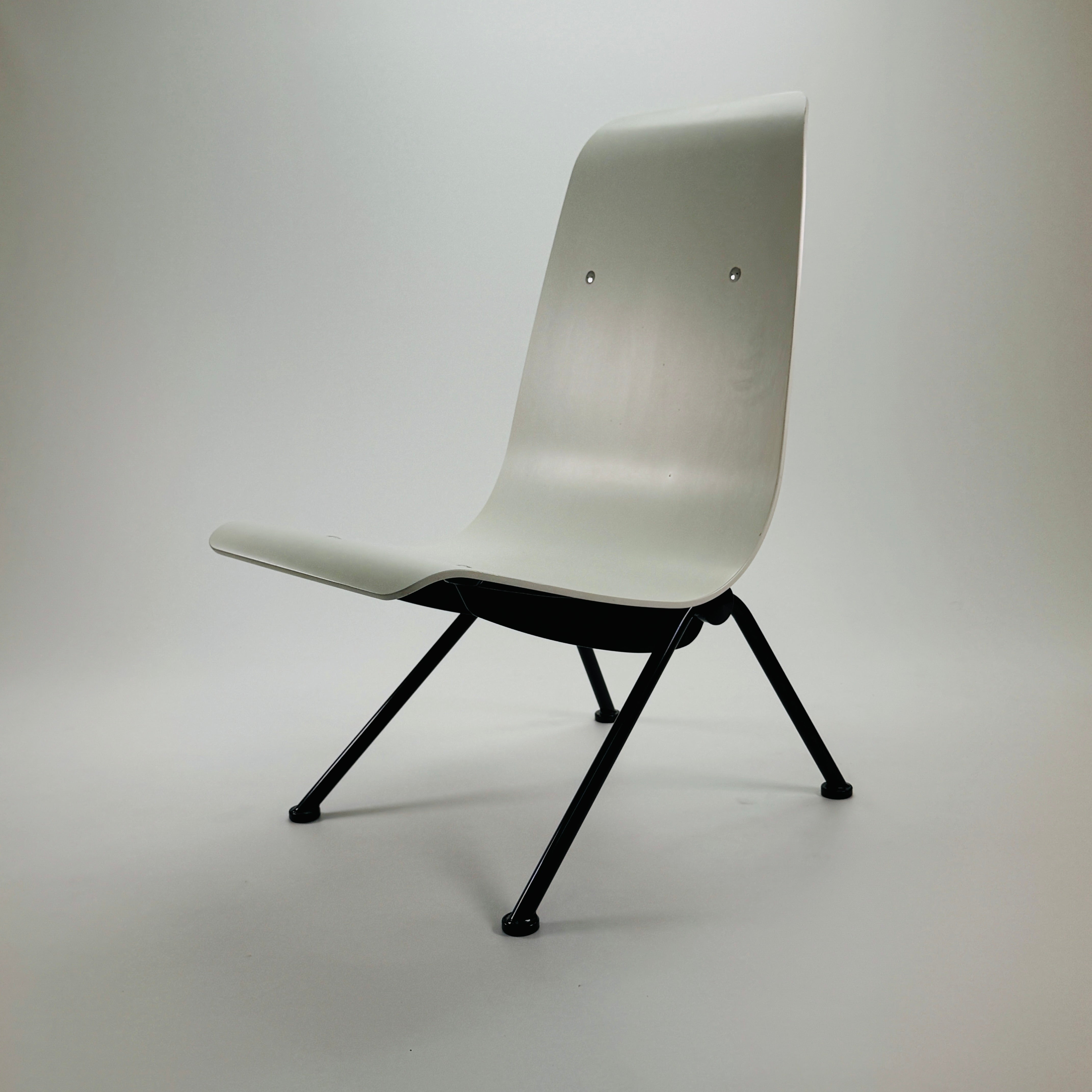 Antony Stuhl Holz Weiss