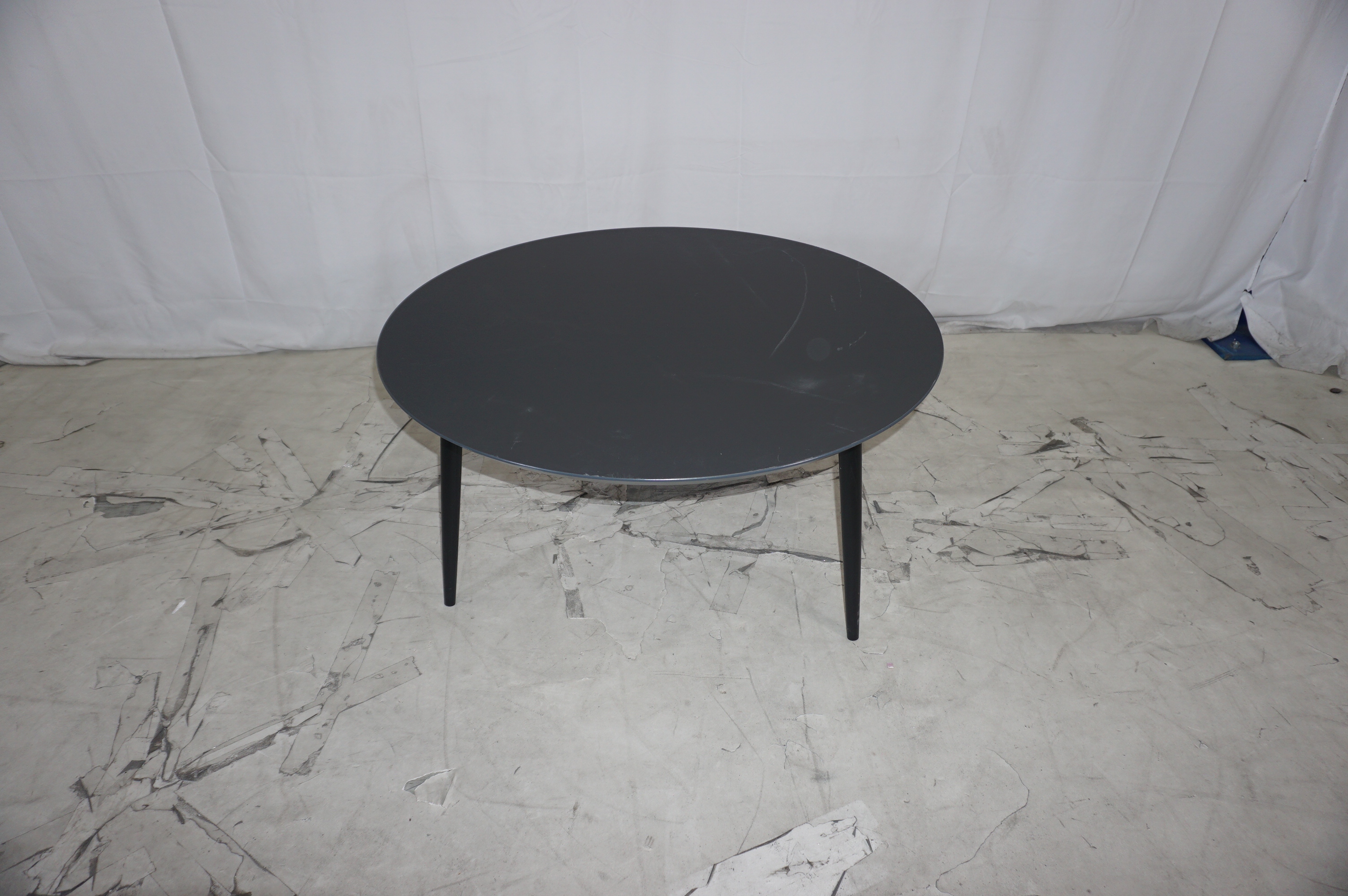 Reece Couchtisch Schwarz Ø 90cm