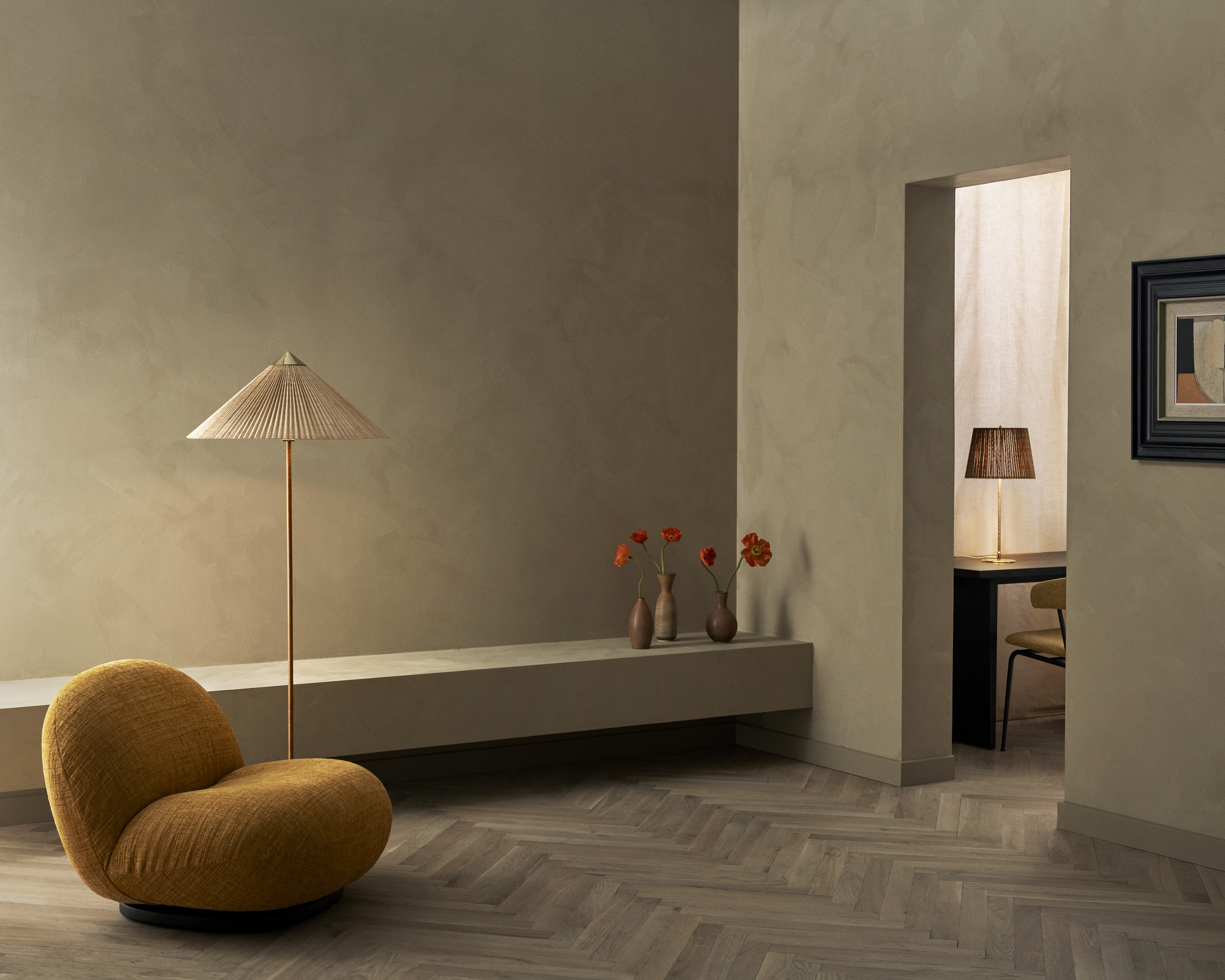 9602 Stehleuchte Beige