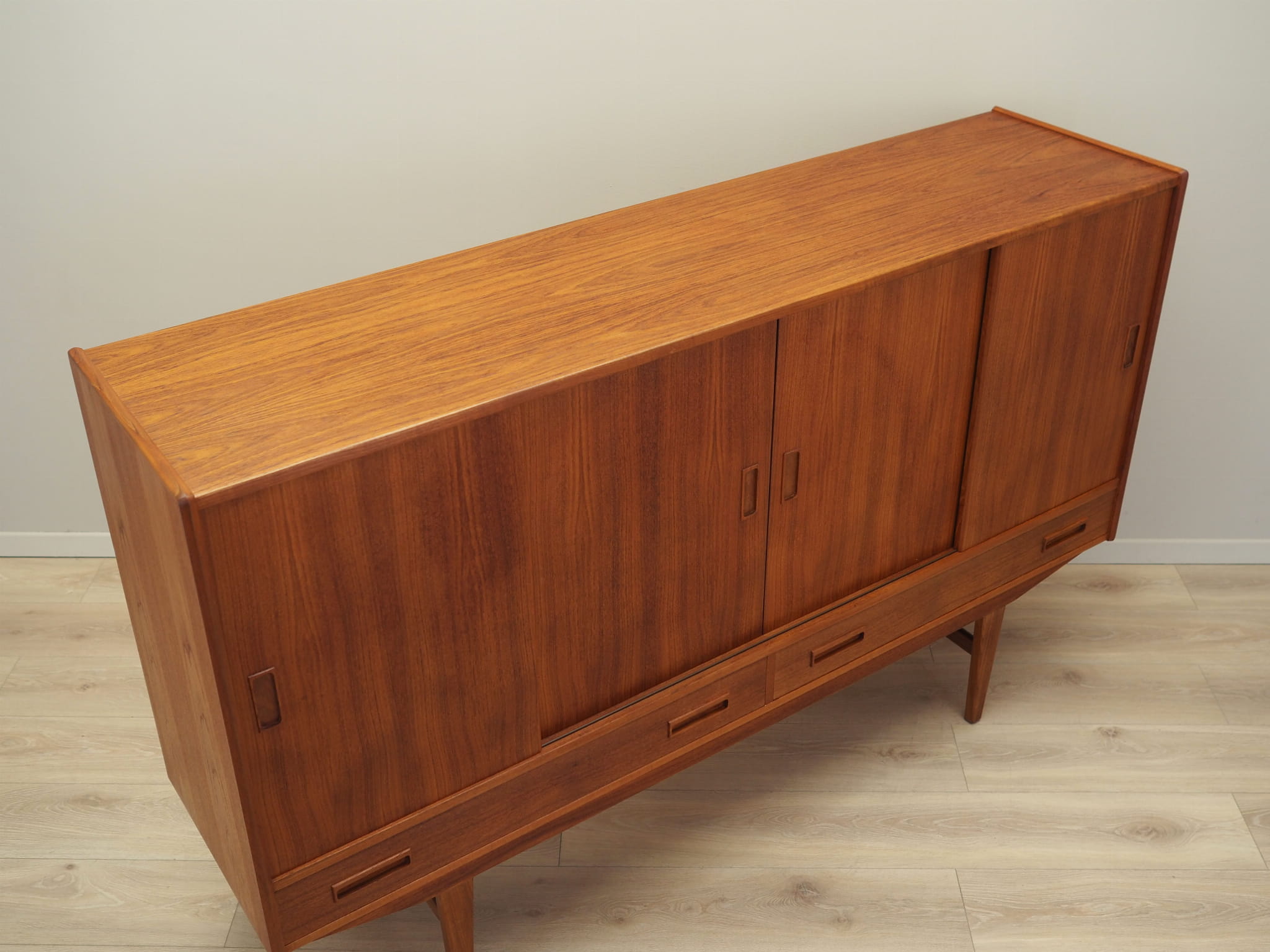 Vintage Highboard Teakholz Braun 1970er Jahre