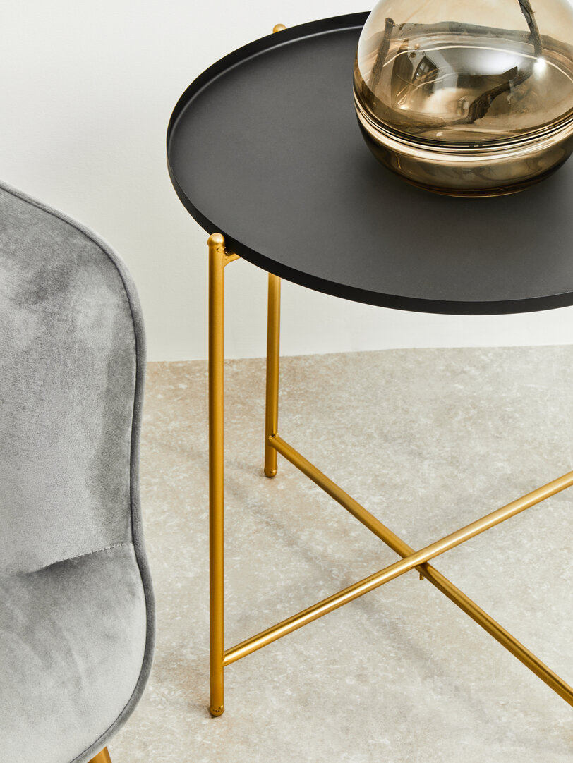 2x Avento Set aus zwei schwarz-goldenen Beistelltischen
