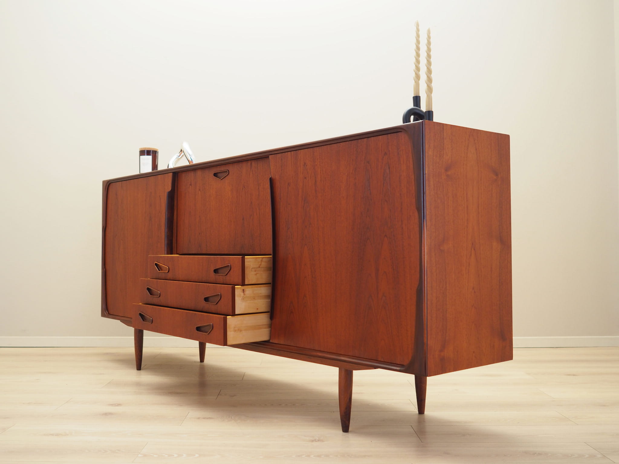 Sideboard Teakholz 1970er Jahre