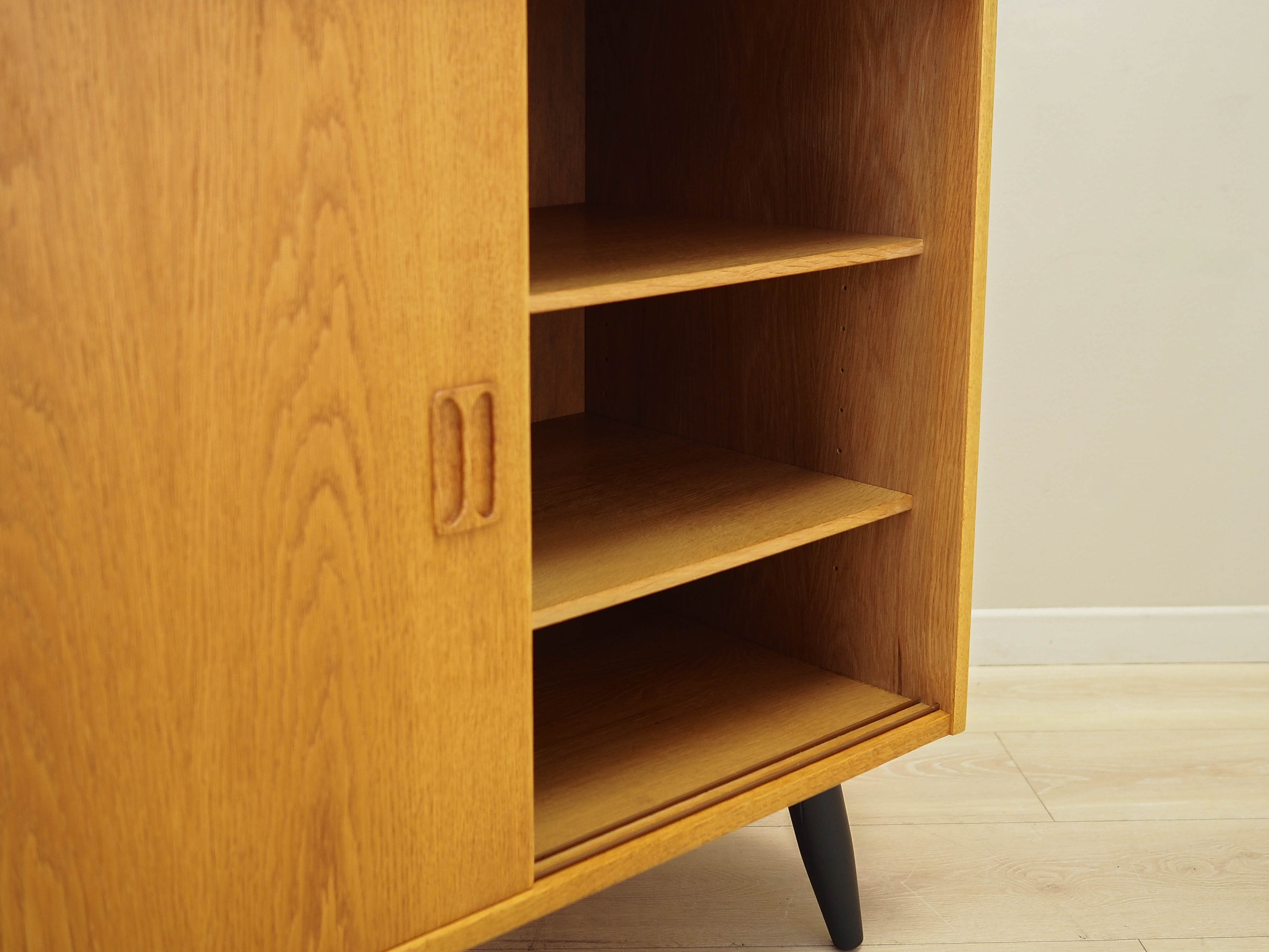 Schrank Eschenholz 1960er Jahre