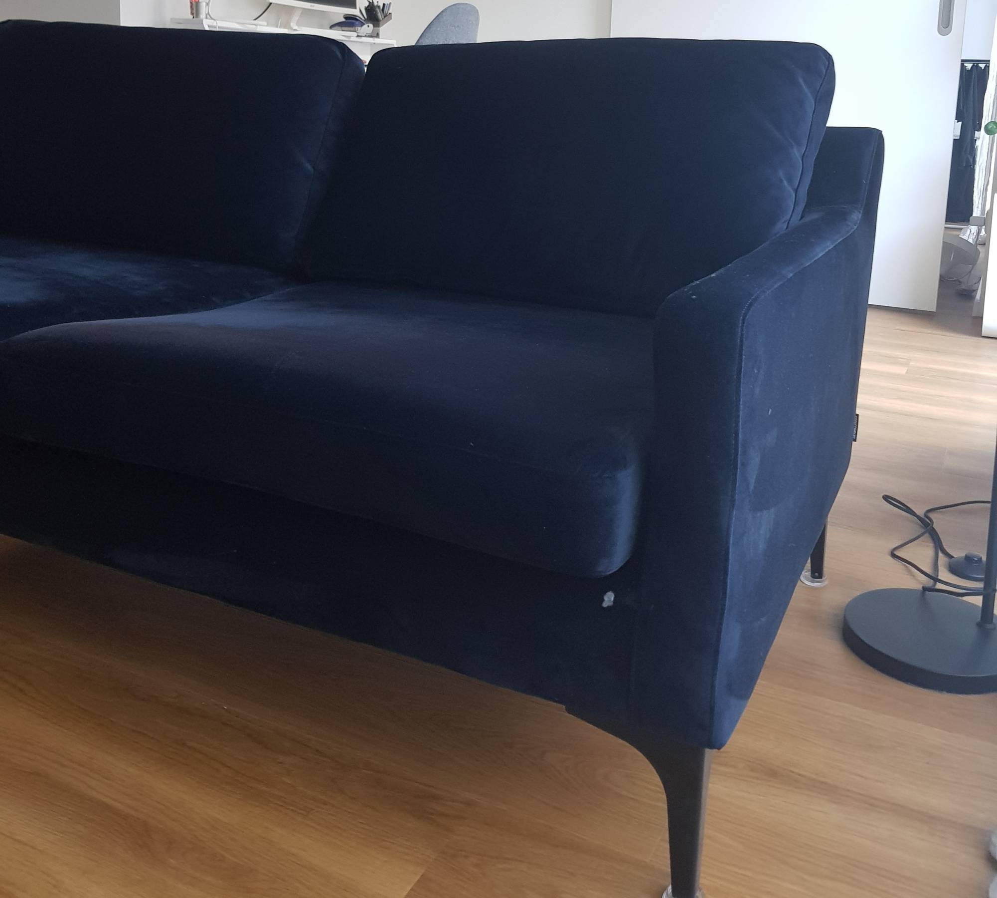 Astha 2-Sitzer Sofa Samt Dunkelblau 